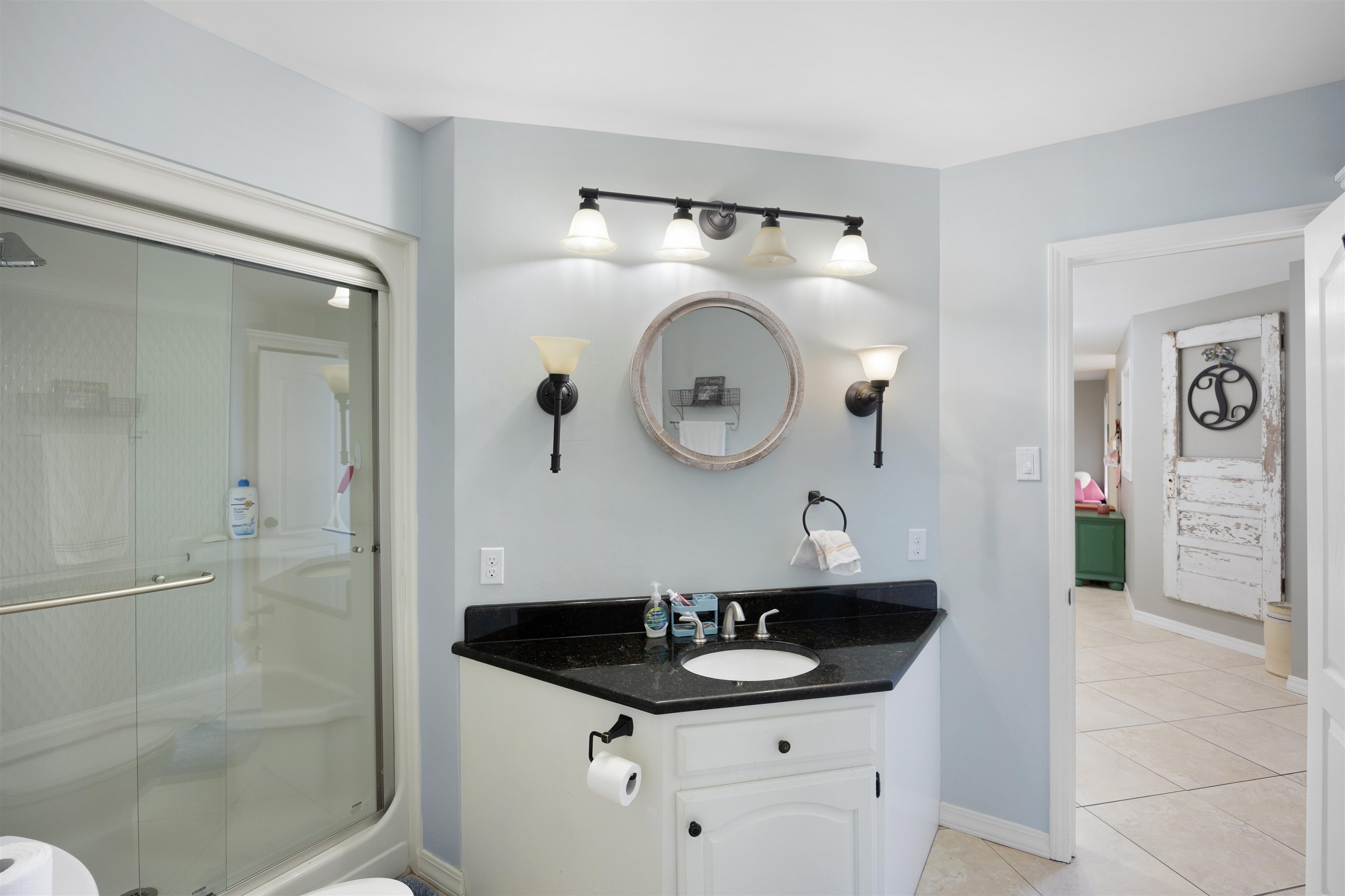 LANDS END - Residential