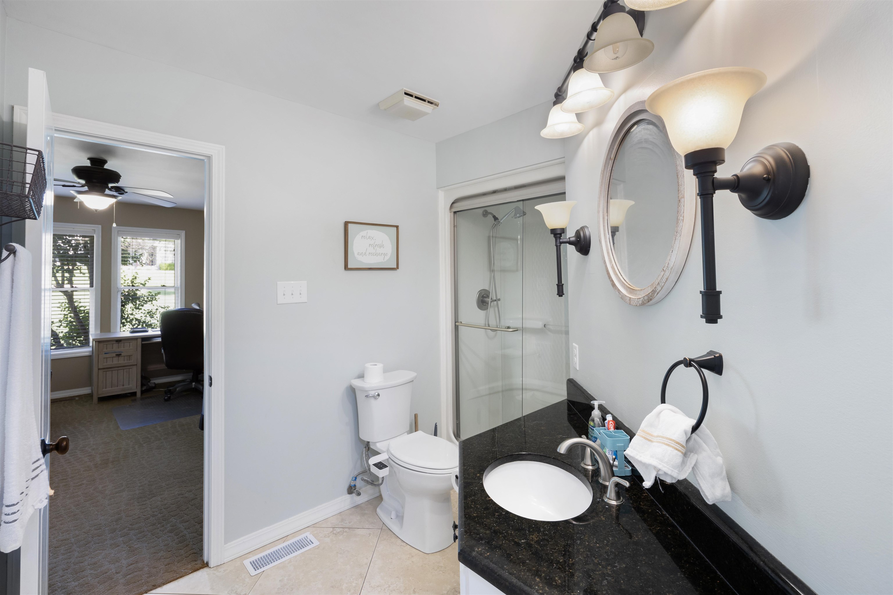 LANDS END - Residential