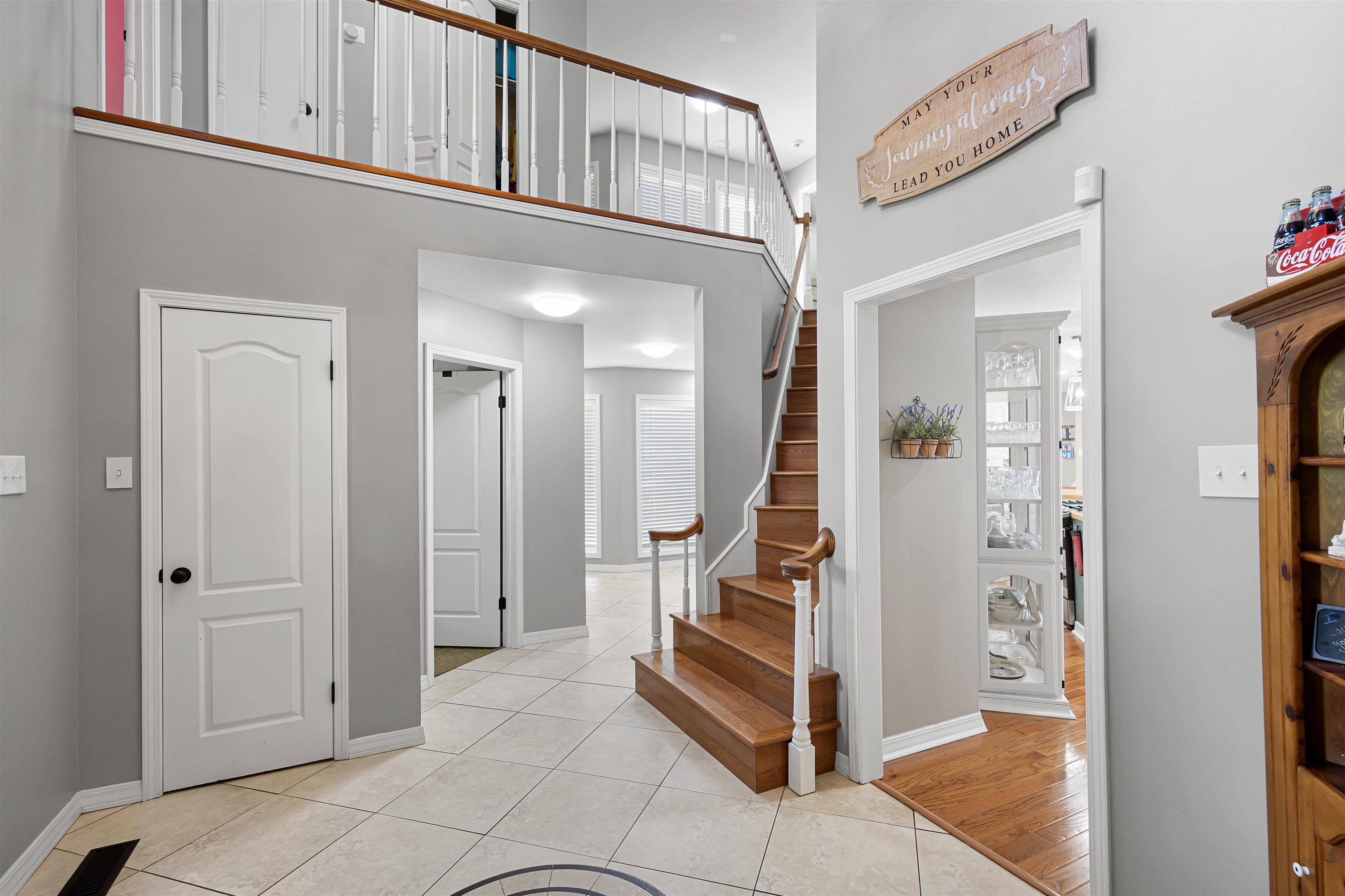 LANDS END - Residential