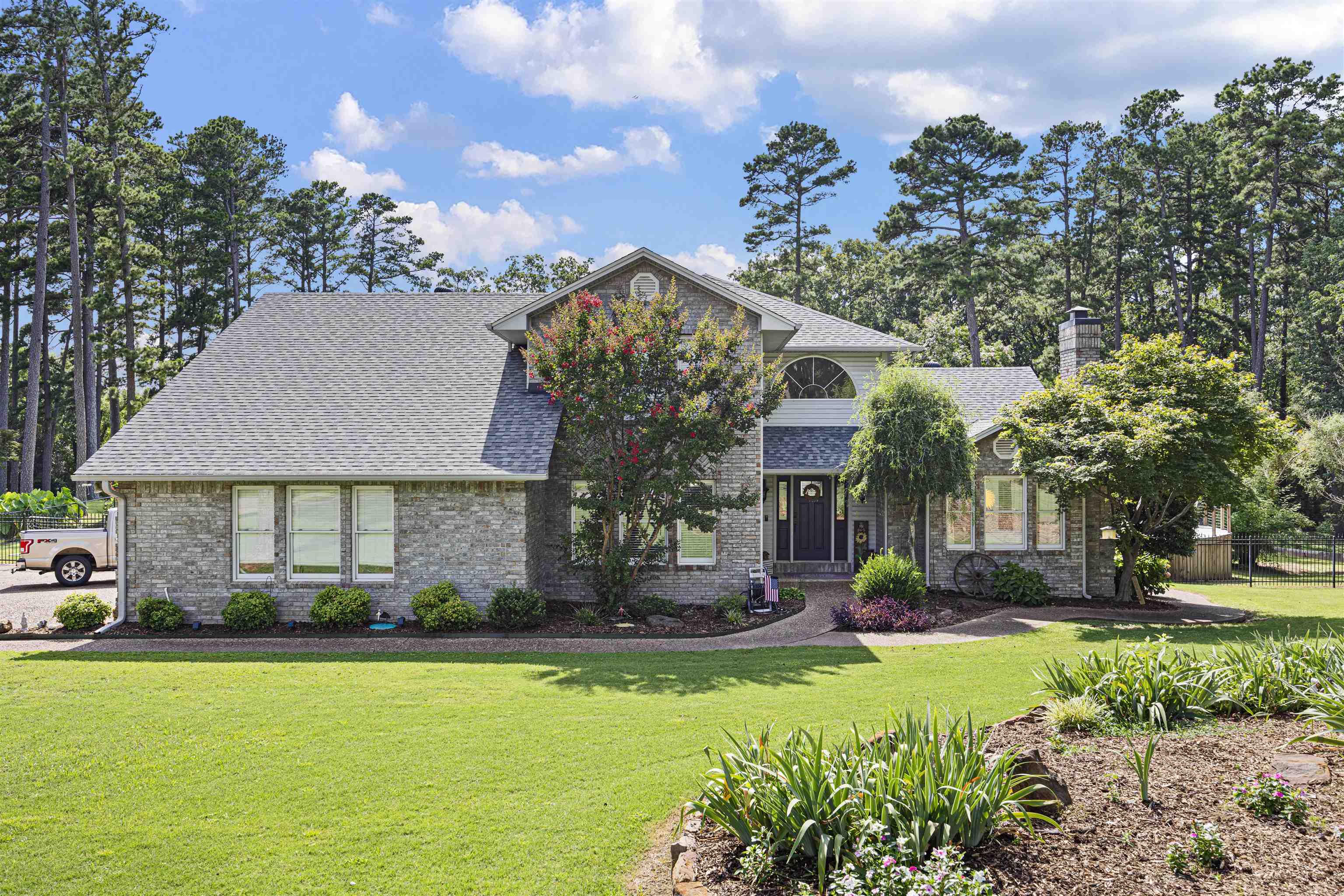 LANDS END - Residential