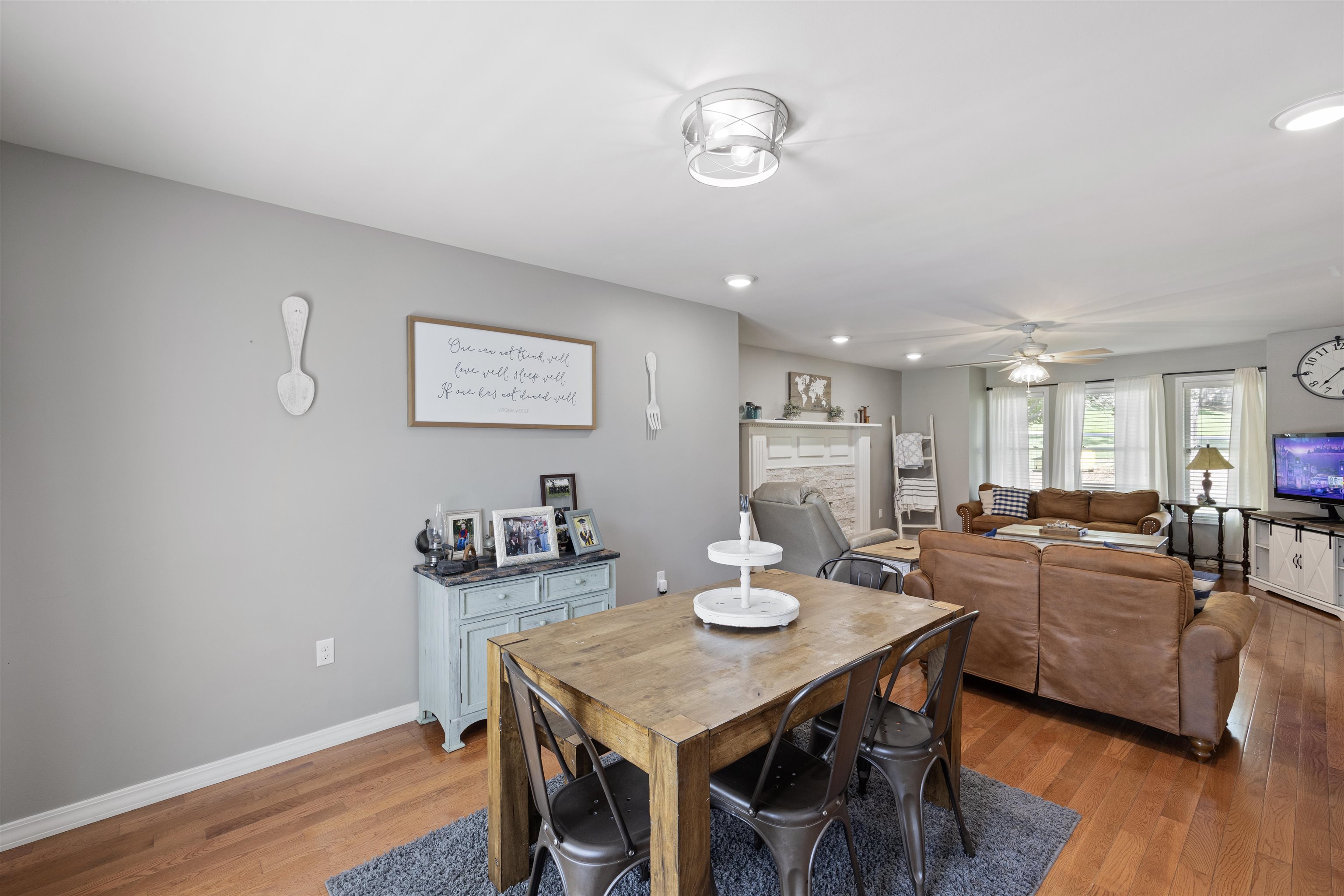 LANDS END - Residential