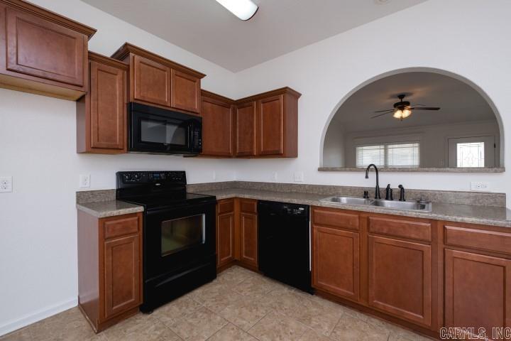 CROSSING ON THE GREEN P.U.D. - Residential