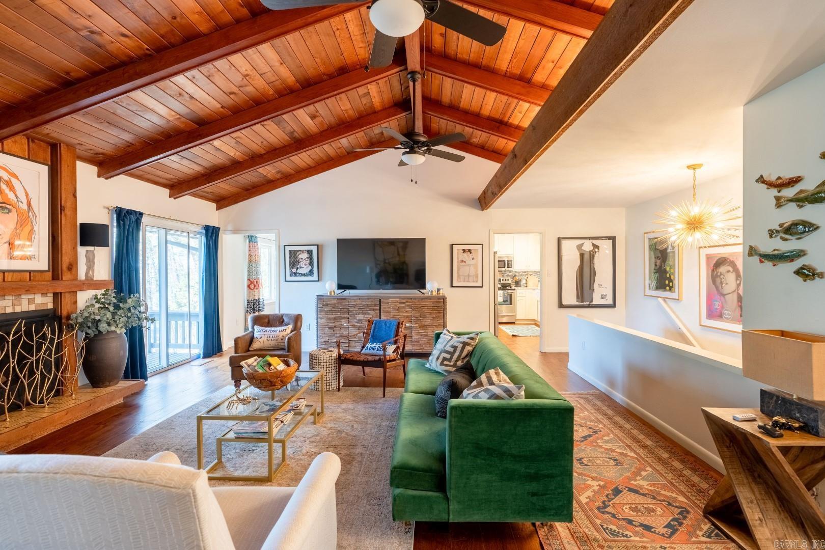 BELOIT BAY - LAKE - Residential