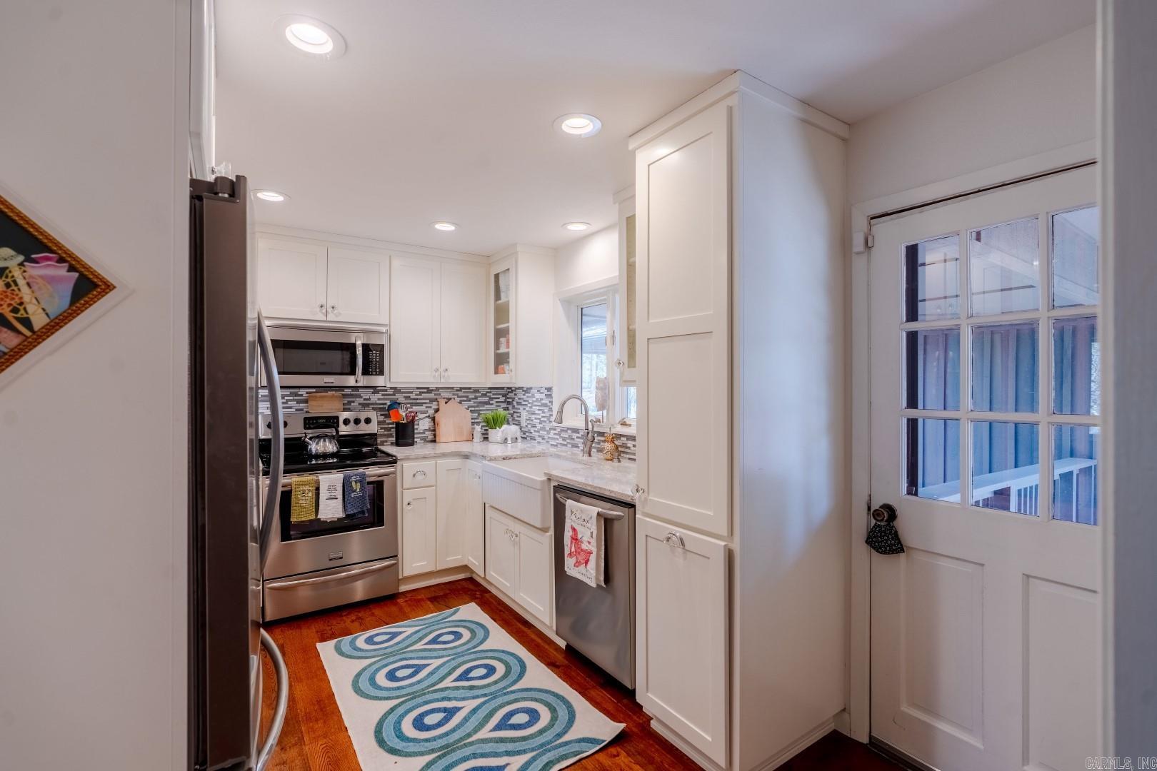 BELOIT BAY - LAKE - Residential