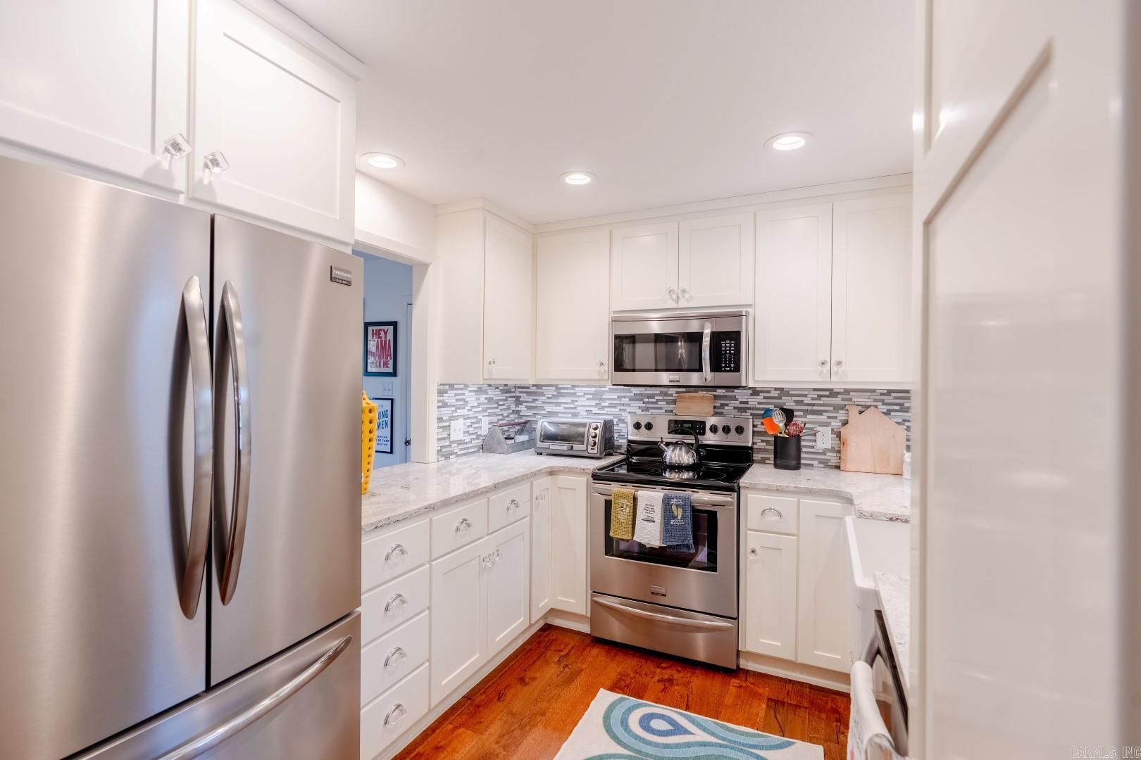 BELOIT BAY - LAKE - Residential