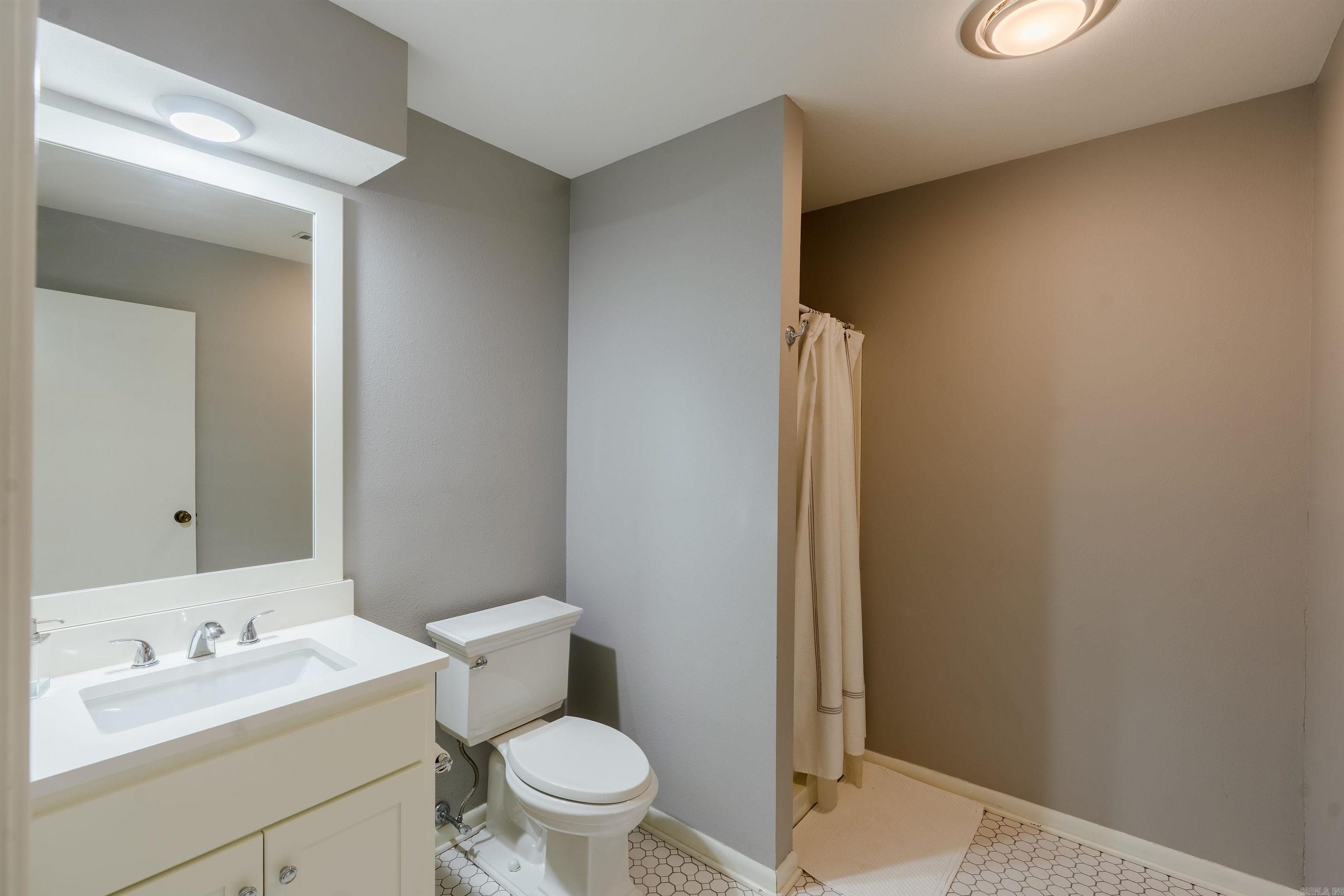 BELOIT BAY - LAKE - Residential