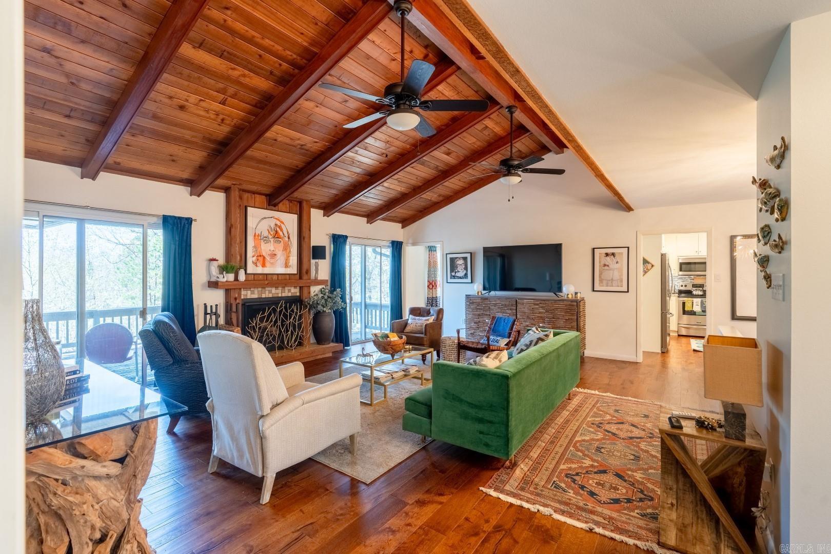 BELOIT BAY - LAKE - Residential