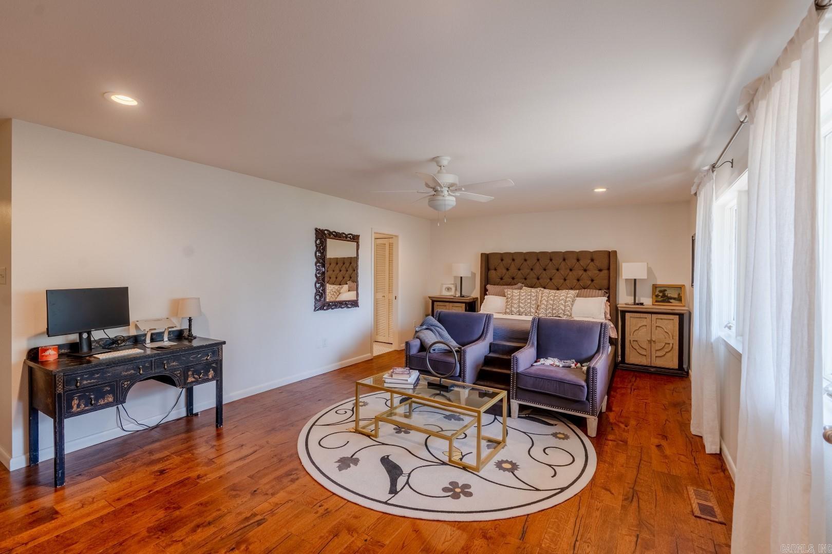 BELOIT BAY - LAKE - Residential