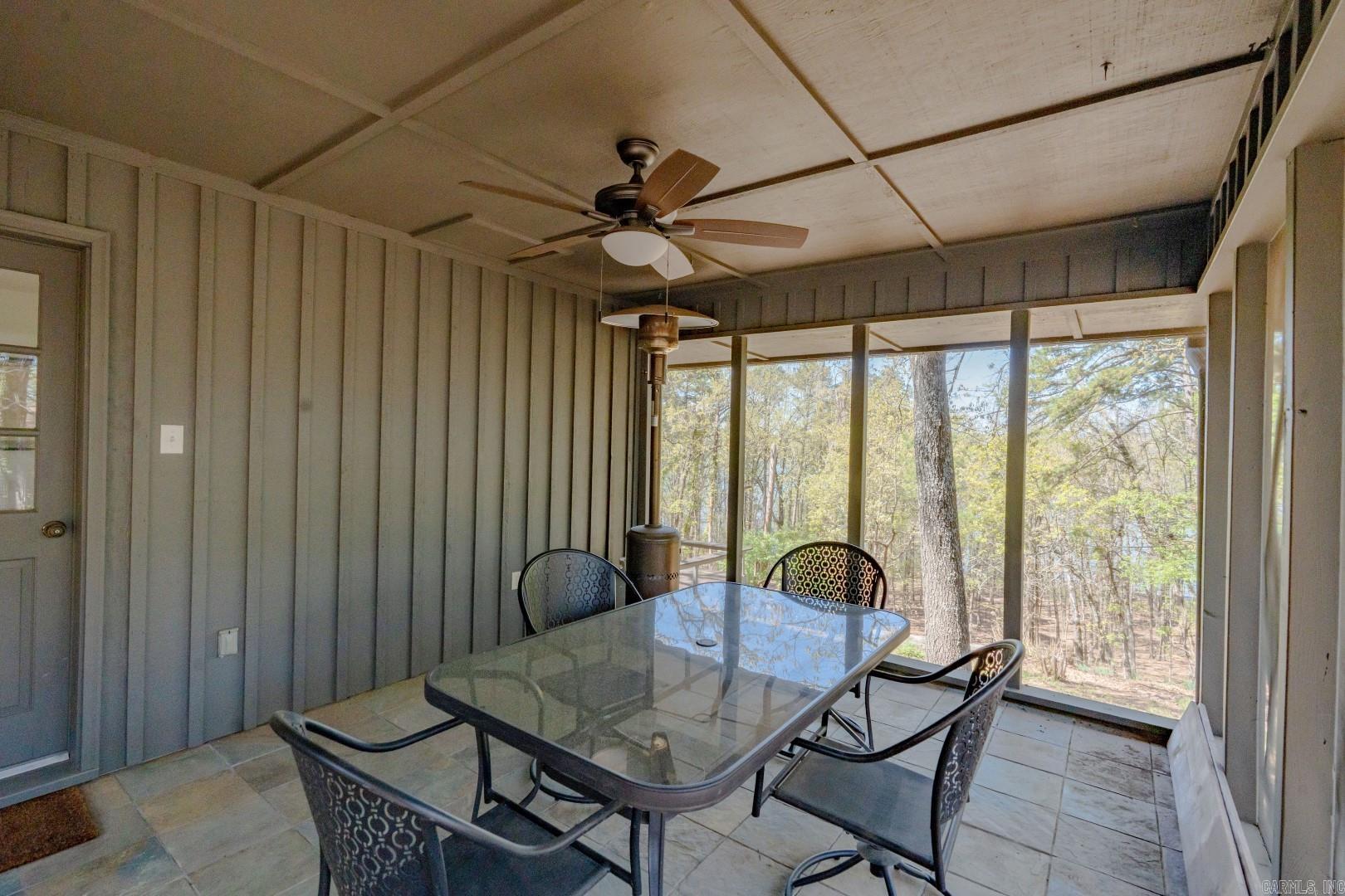 BELOIT BAY - LAKE - Residential