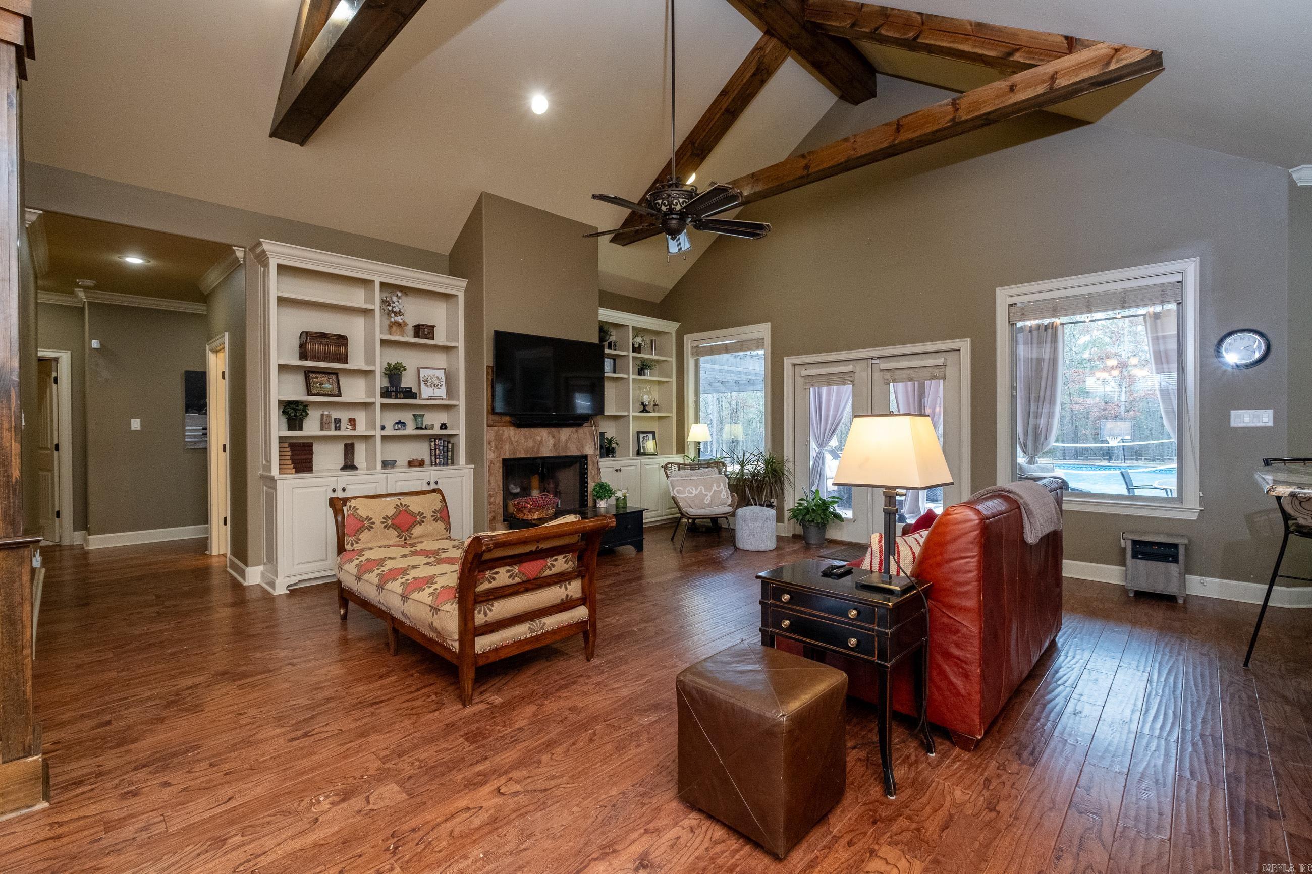 WESTCLIFFE - Residential