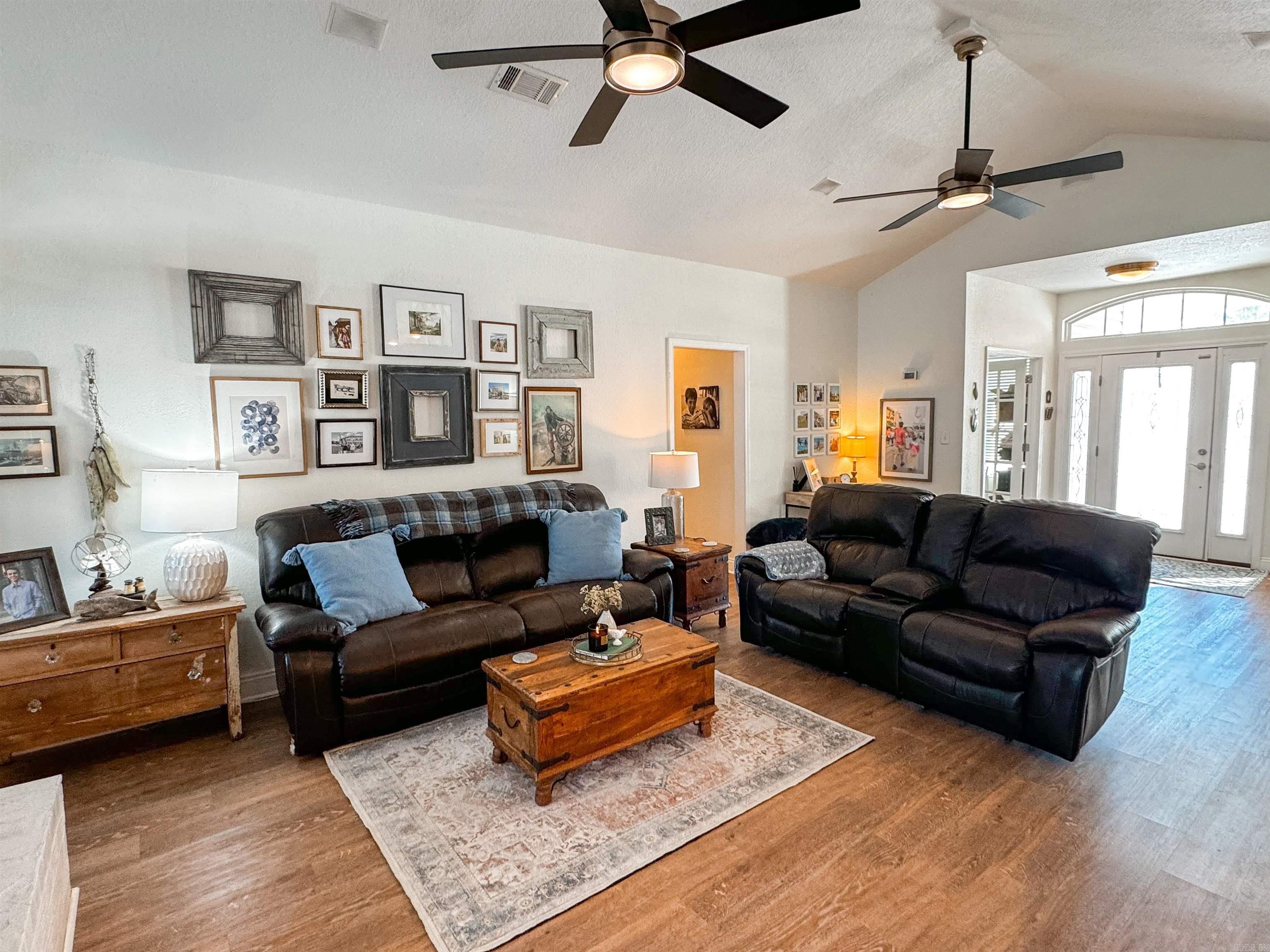 ROLLING MEADOWS (UNREC) - Residential