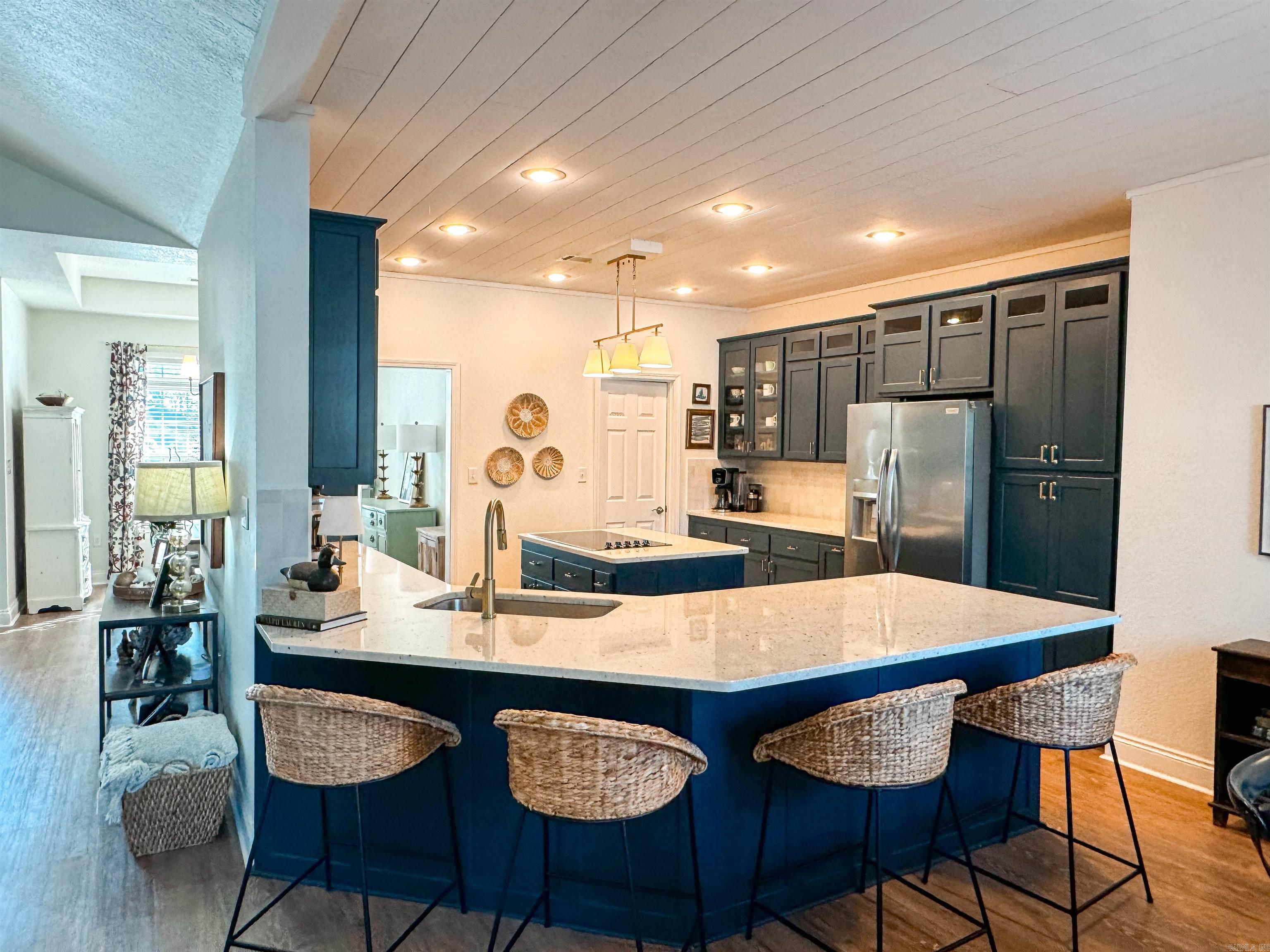 ROLLING MEADOWS (UNREC) - Residential