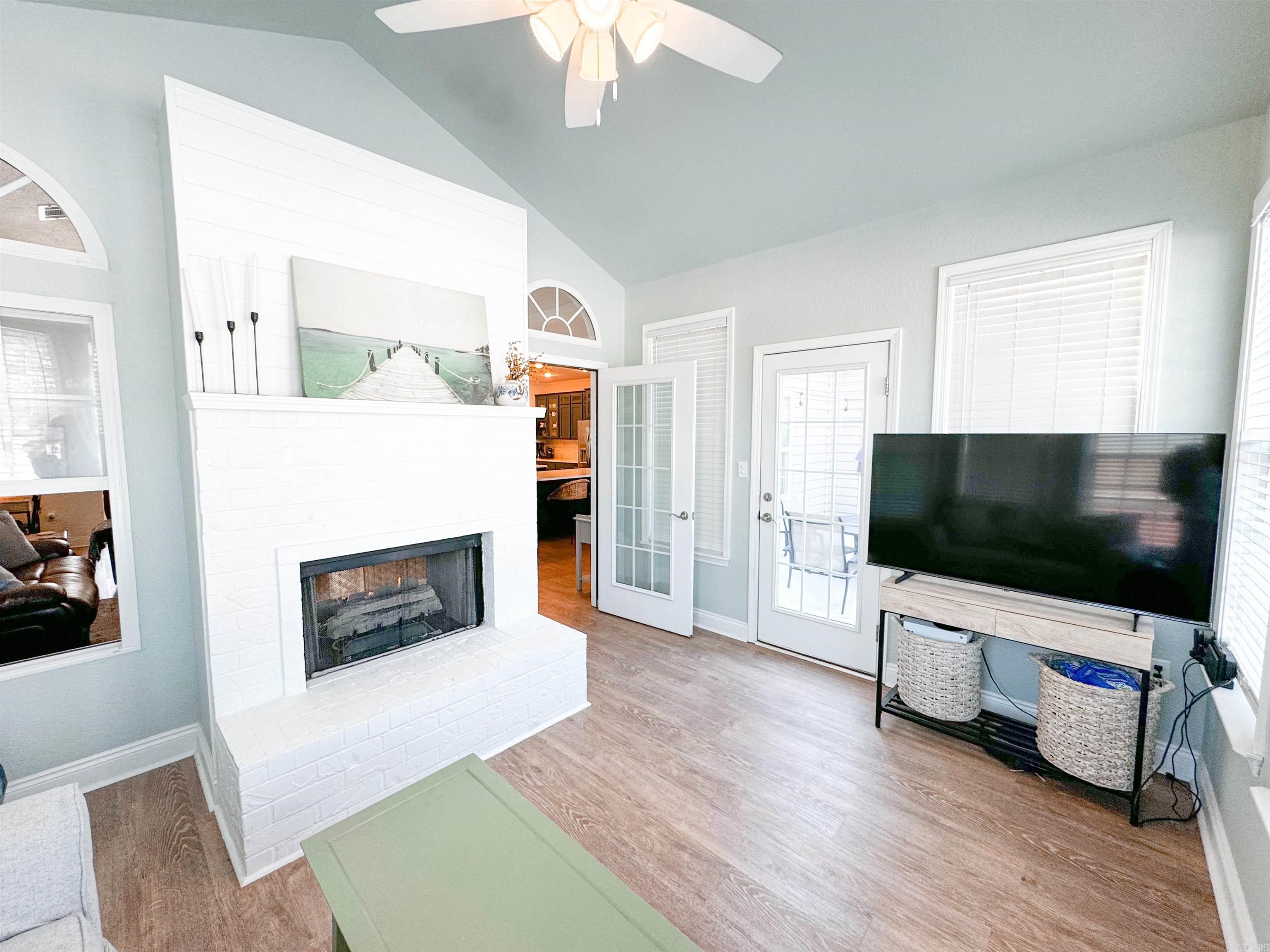 ROLLING MEADOWS (UNREC) - Residential