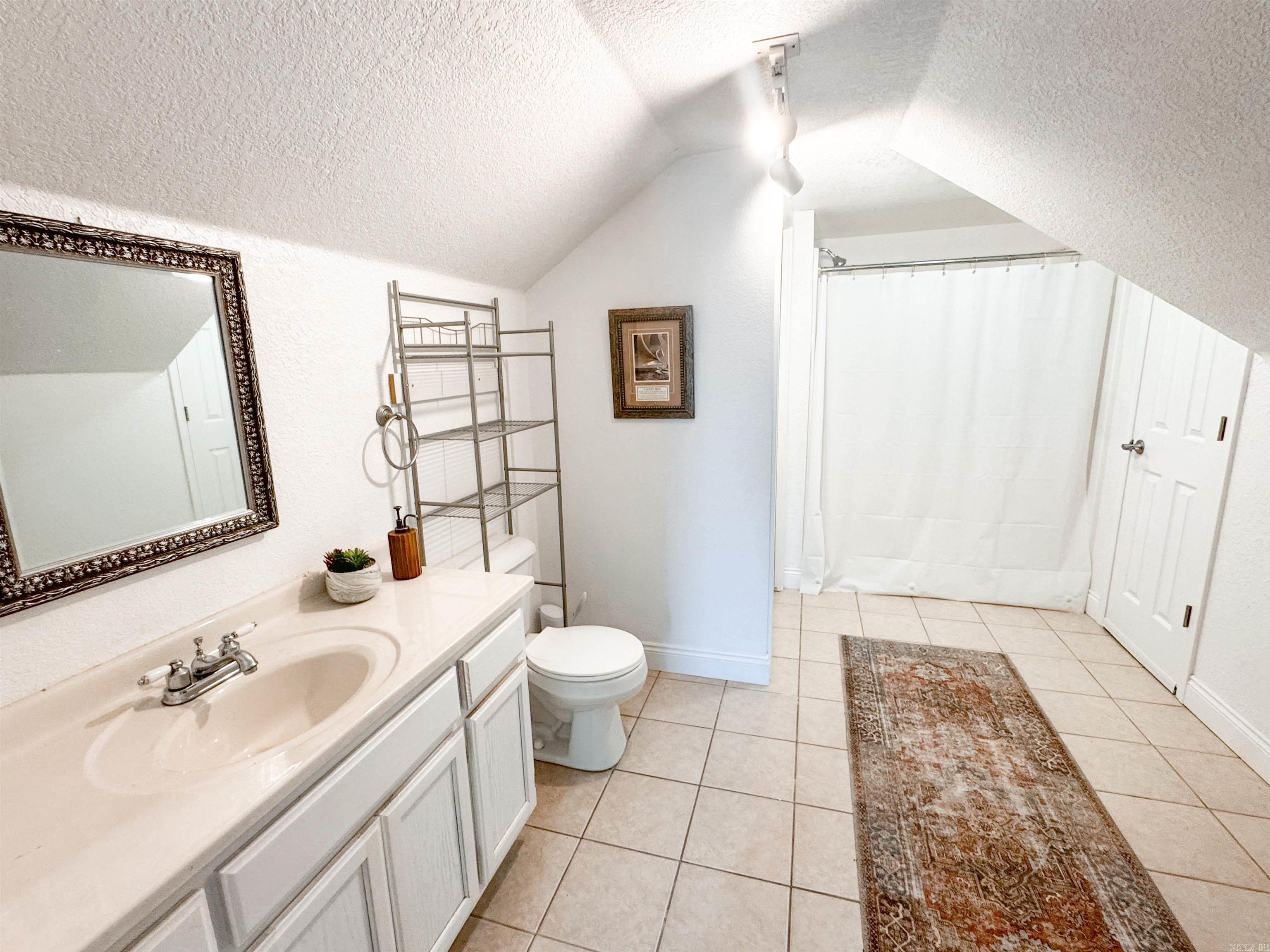 ROLLING MEADOWS (UNREC) - Residential