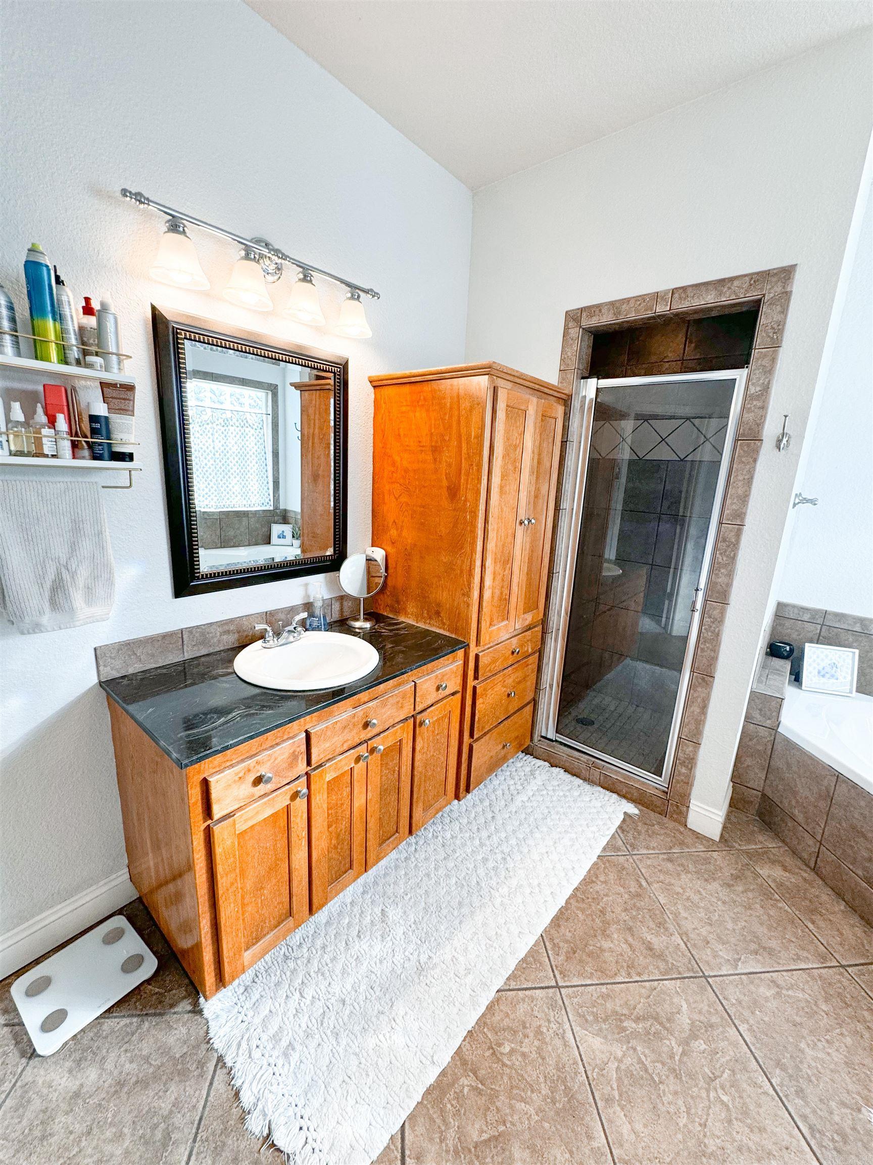 ROLLING MEADOWS (UNREC) - Residential