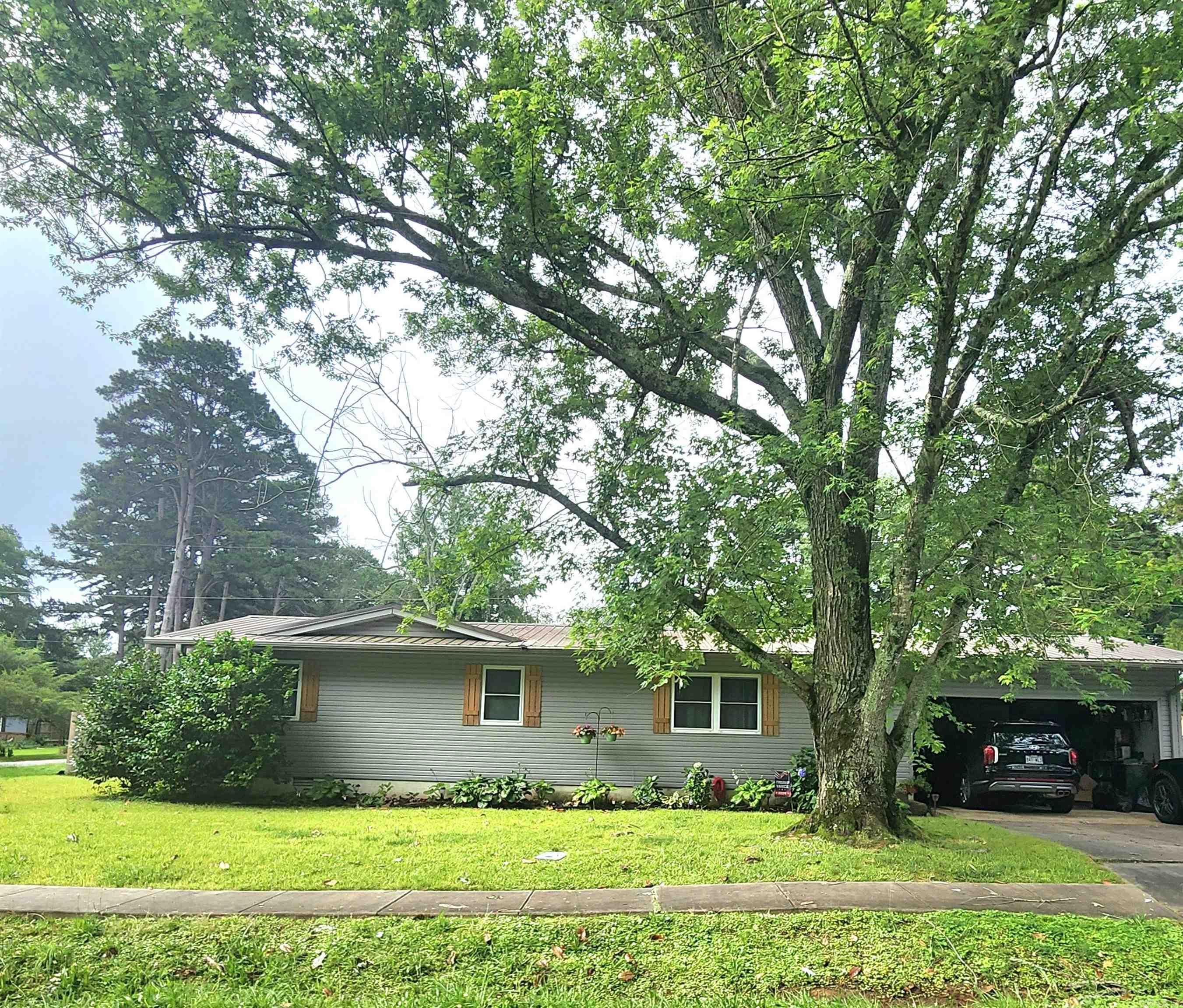 Don't miss this MOVE IN READY 3-bedroom, 2-bath home located within walking distance to local schools, Greers Ferry Lake, and Sandy Beach! This move-in ready home offers both comfort and convenience in a peaceful, lakeside community. Step inside to find a spacious layout featuring a large addition at the back of the homeāperfect for a den, craft room, office or potential 4th bedroom. The home has seen major upgrades including a new HVAC system and wood privacy fence in 2021, as well as a metal roof, gutters, siding, windows, and water heater all replaced in 2014. Out back, you'll enjoy a fenced yard with a patio and pergola that's perfect for entertaining, plus a powered storage building/workshop ideal for hobbies or extra storage. Call today for your showing. Agents see Remarks!