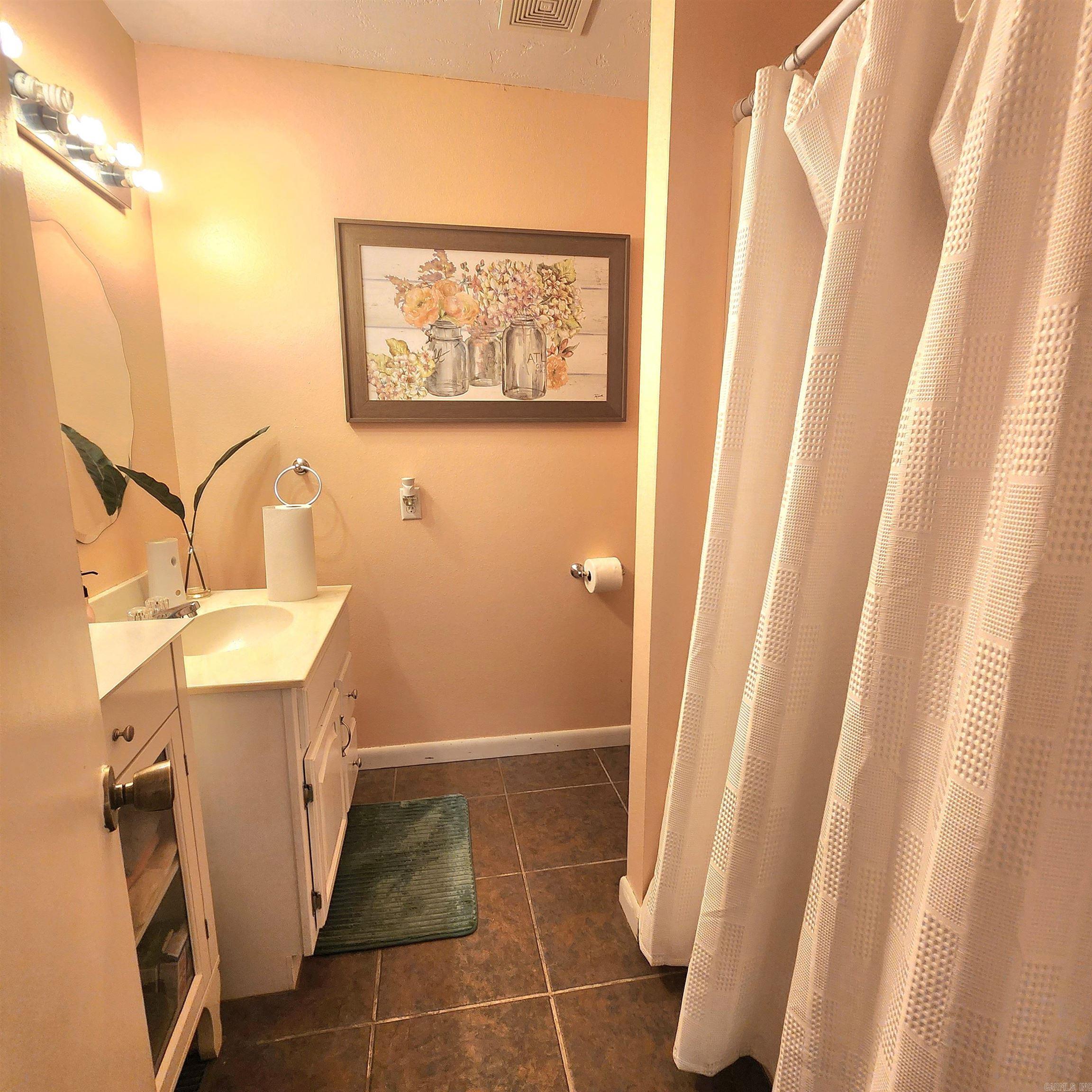 CEDAR RIDGE - Residential