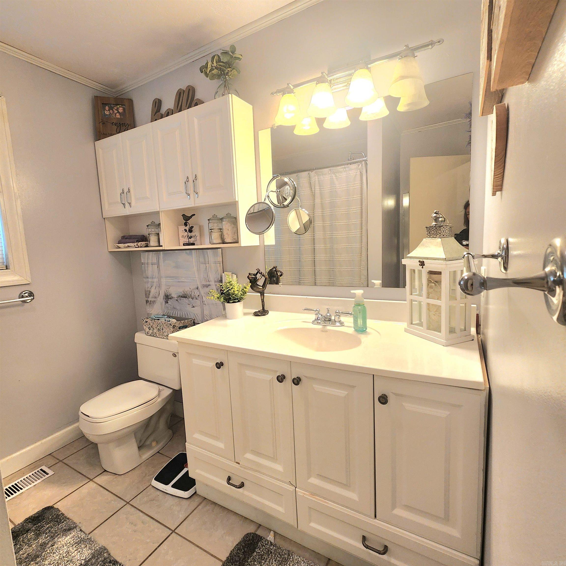 CEDAR RIDGE - Residential
