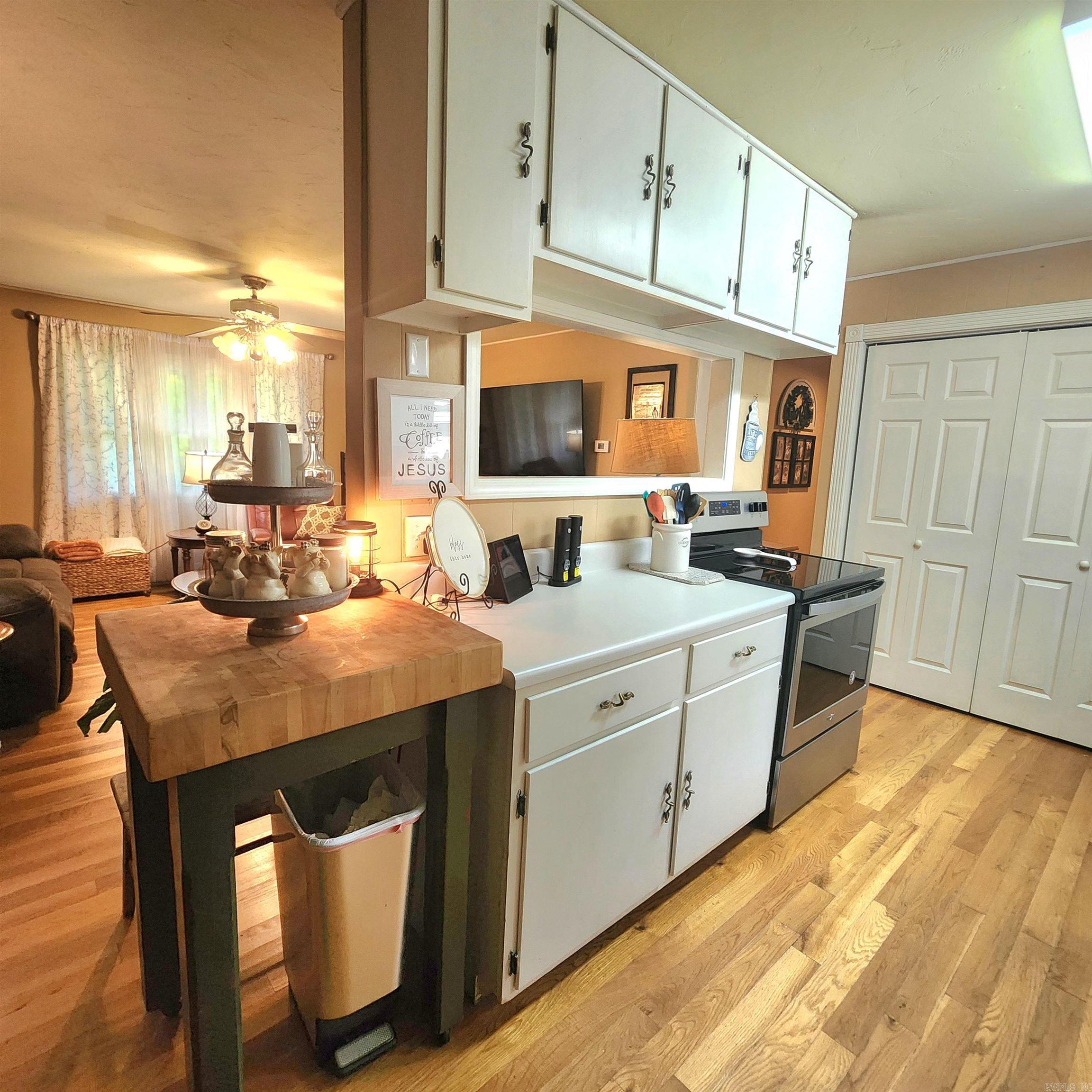 CEDAR RIDGE - Residential