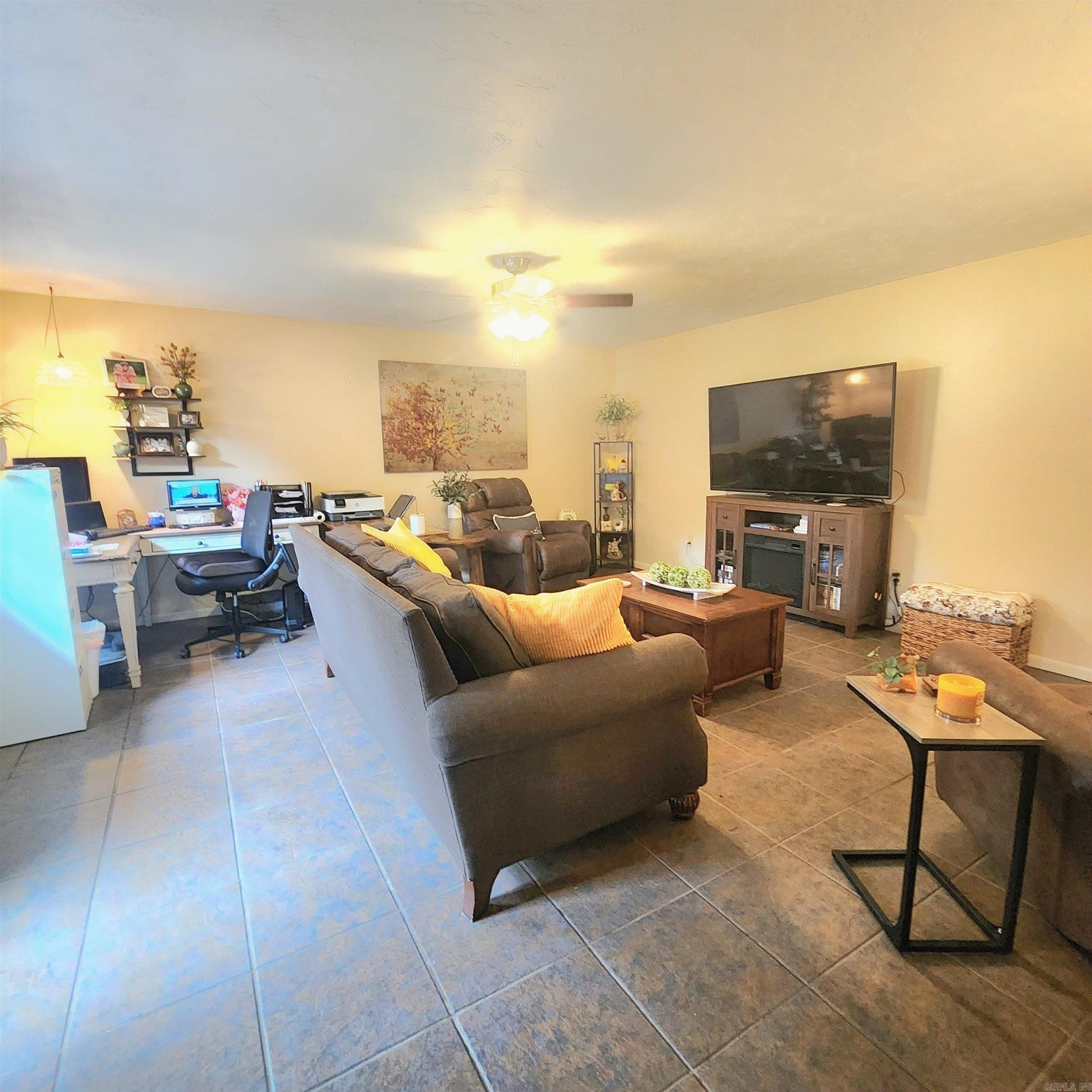 CEDAR RIDGE - Residential