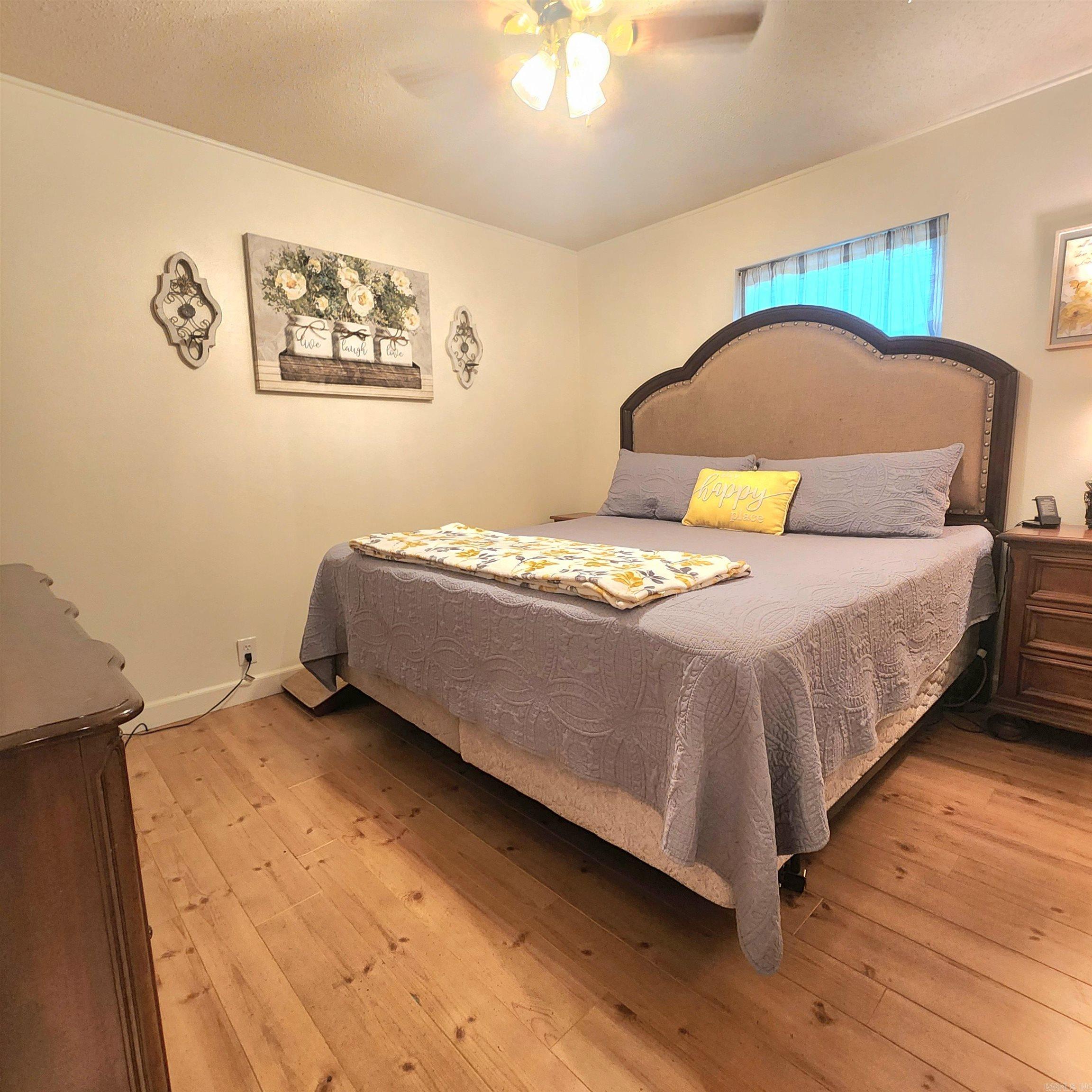 CEDAR RIDGE - Residential