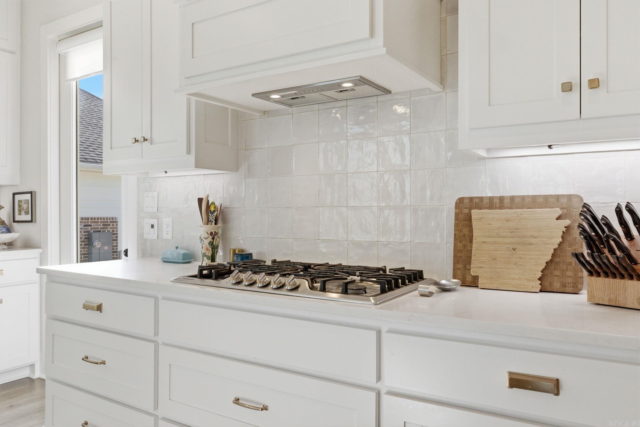 MIDTOWN BRYANT - Residential