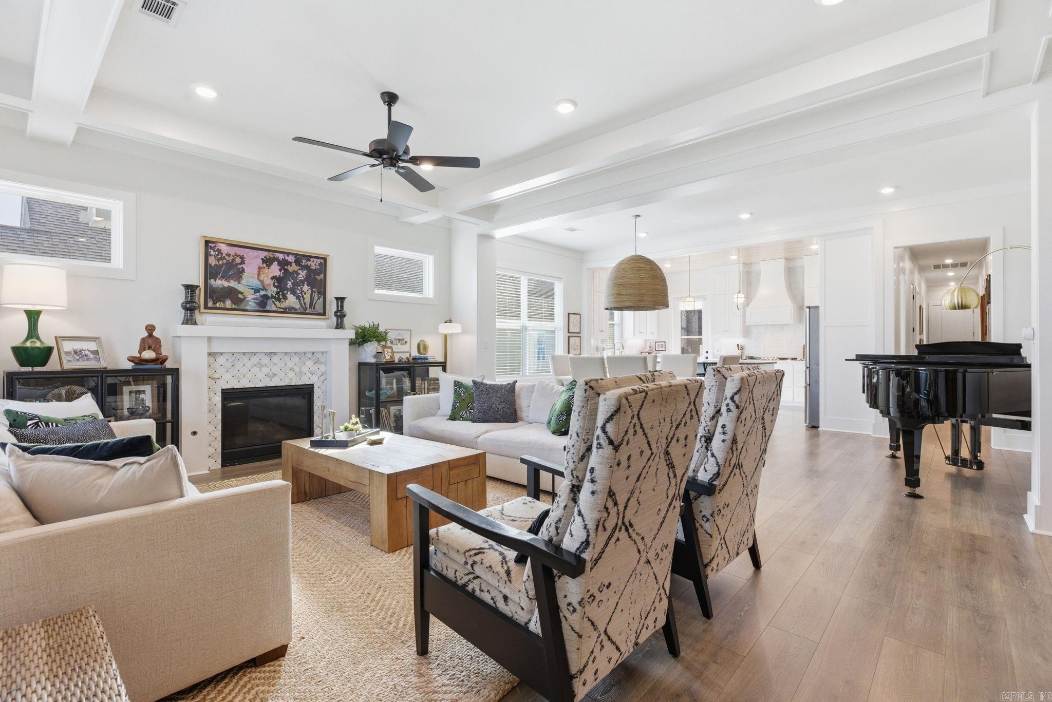 MIDTOWN BRYANT - Residential