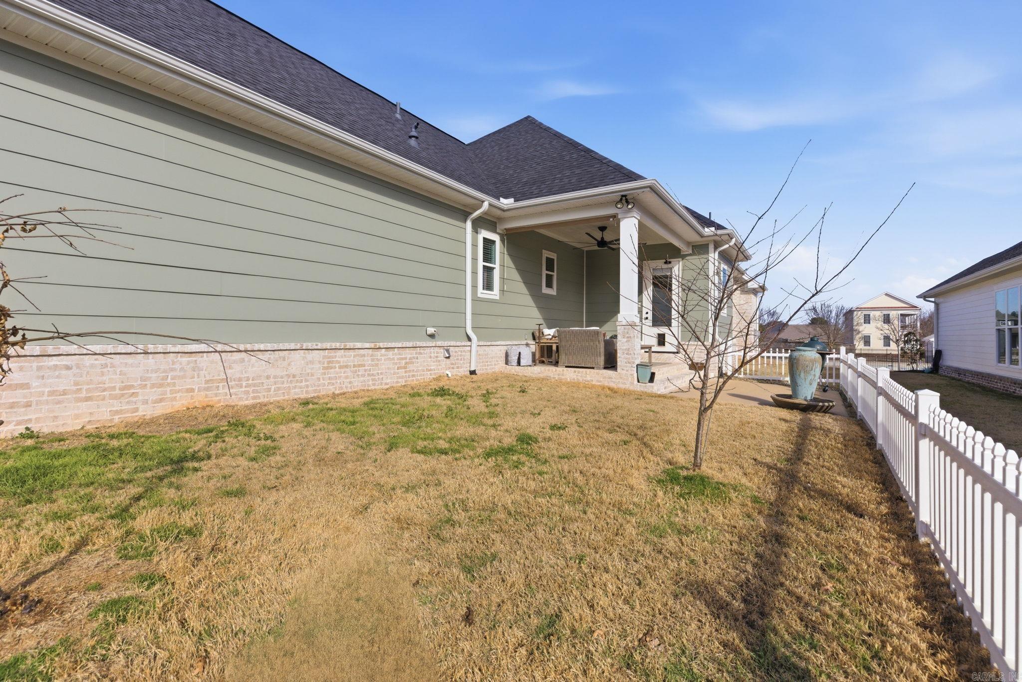 MIDTOWN BRYANT - Residential