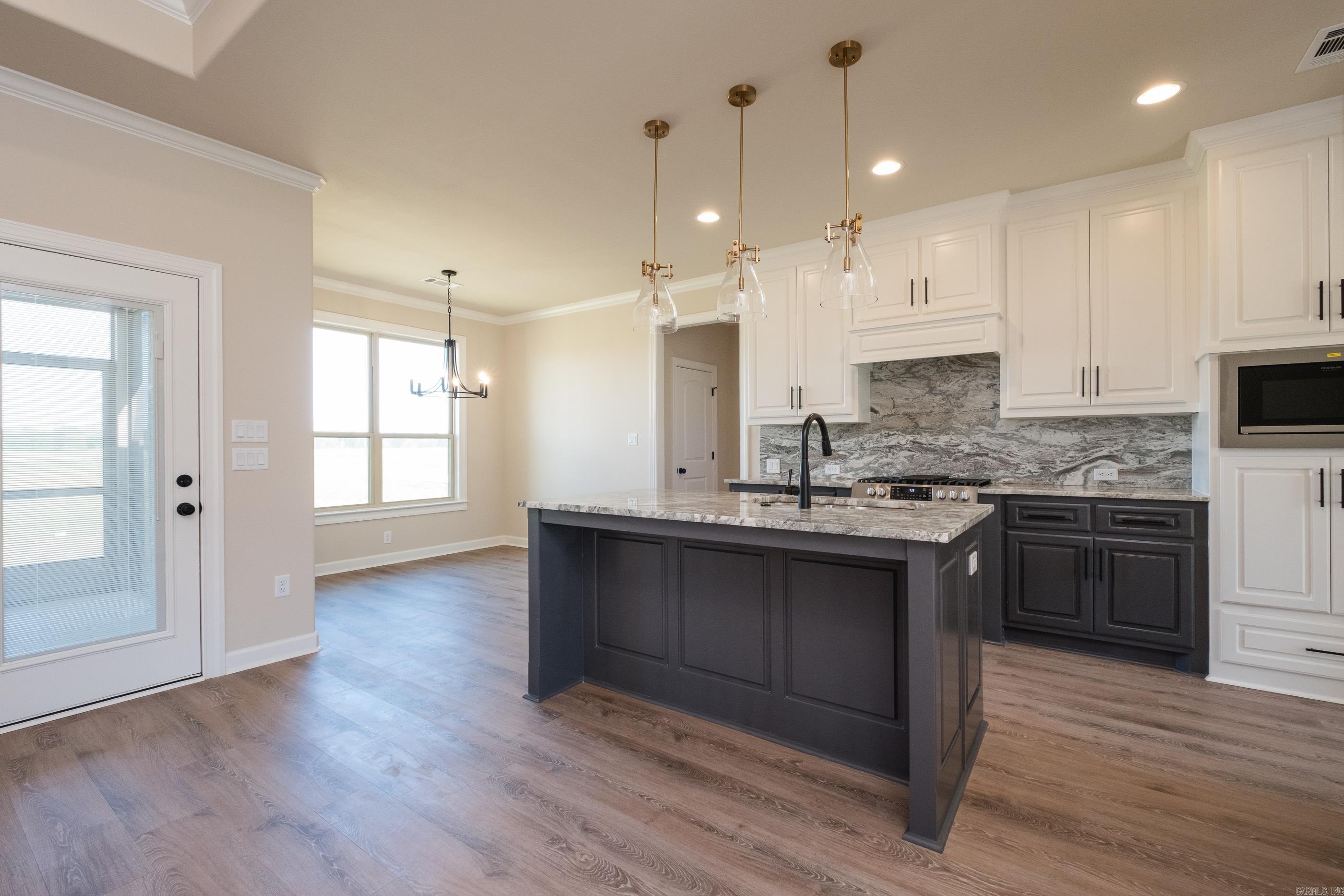 ASHLEY DOWNS - Residential