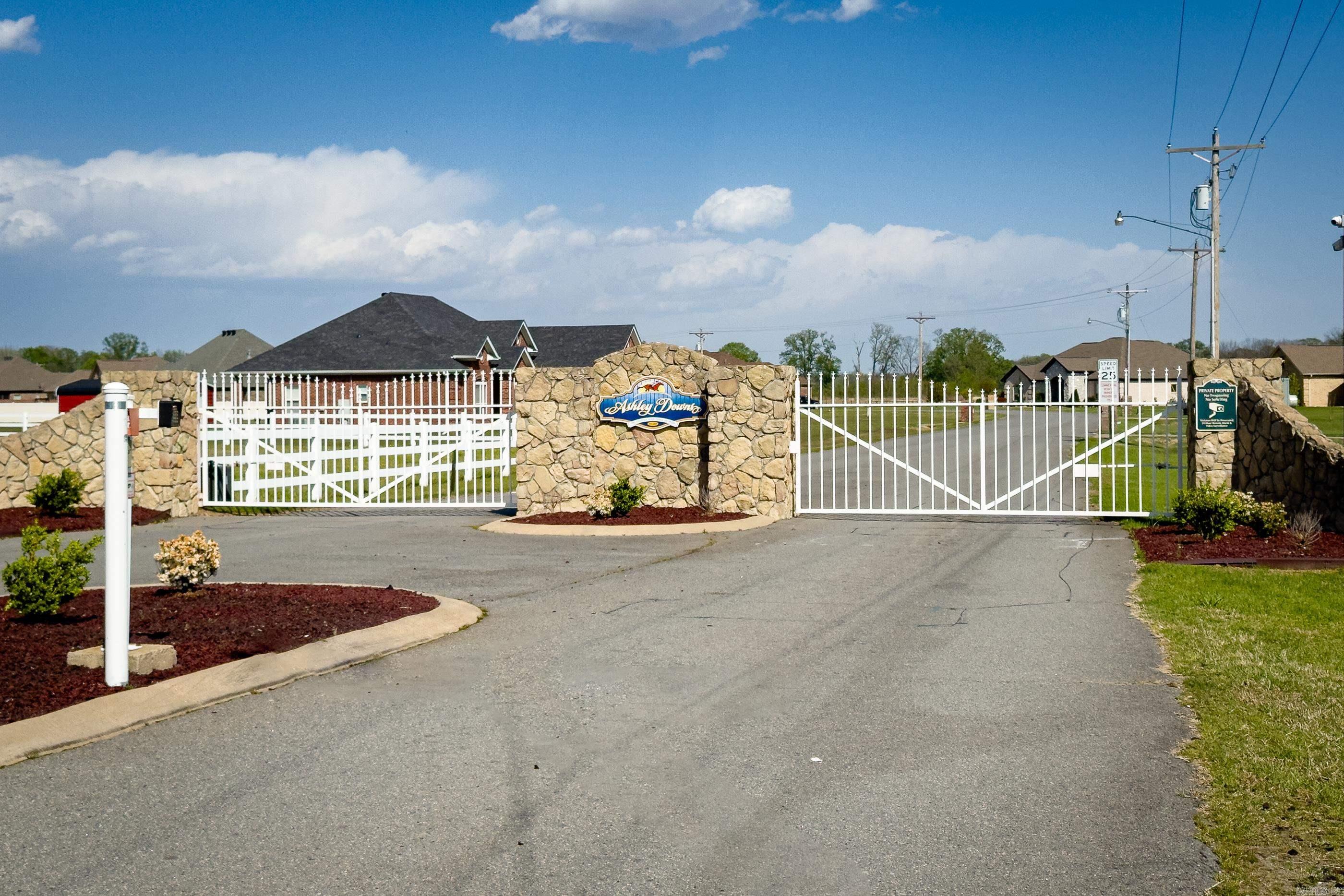 ASHLEY DOWNS - Residential