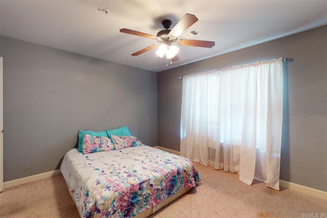 CROSSING ON THE GREEN P.U.D. - Residential