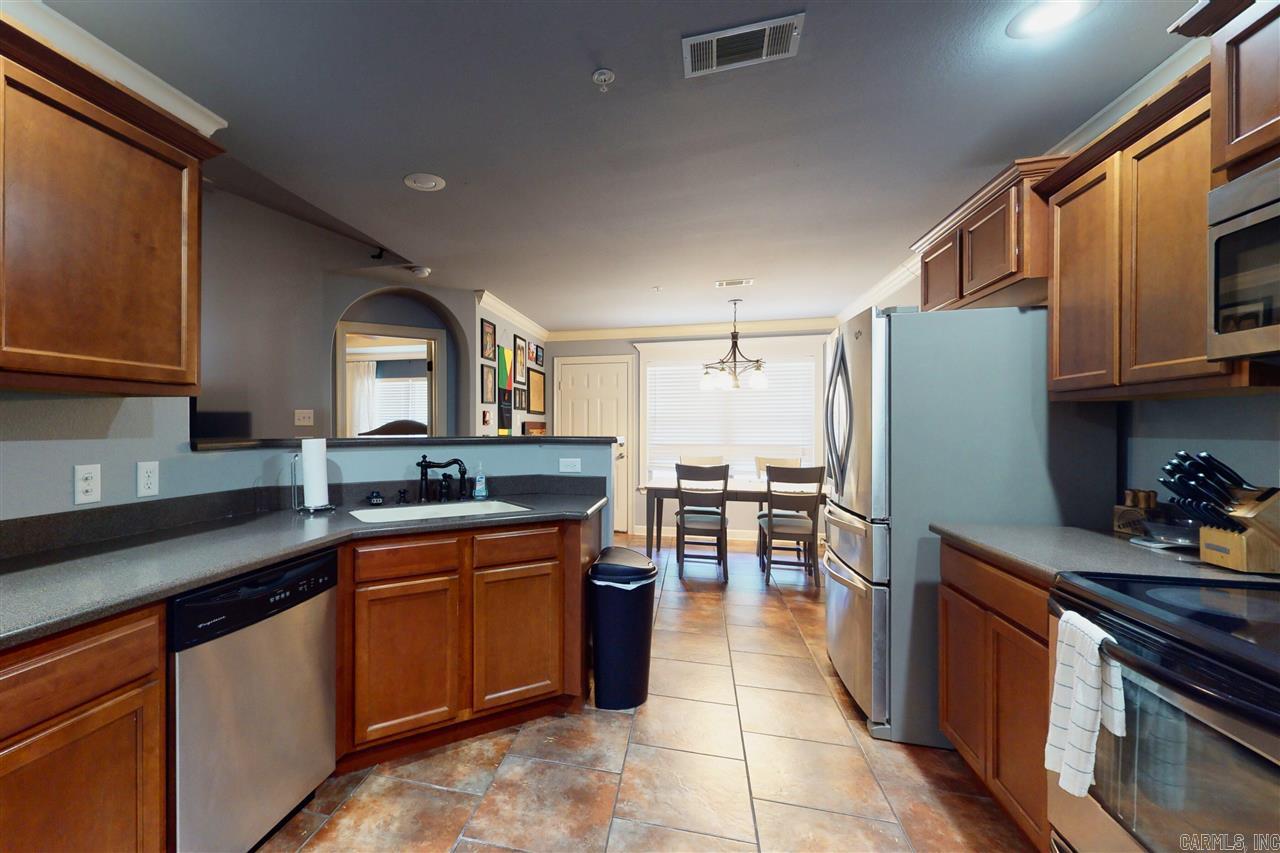 CROSSING ON THE GREEN P.U.D. - Residential