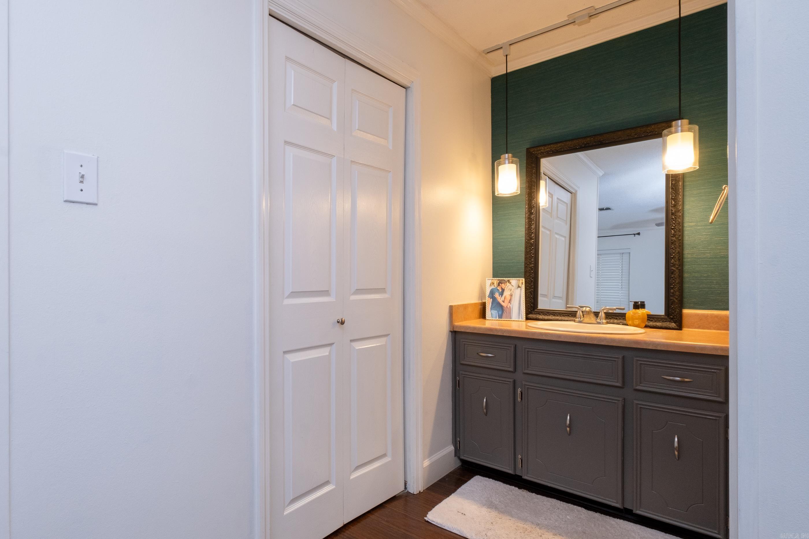 PLEASANT FOREST PARK - Residential