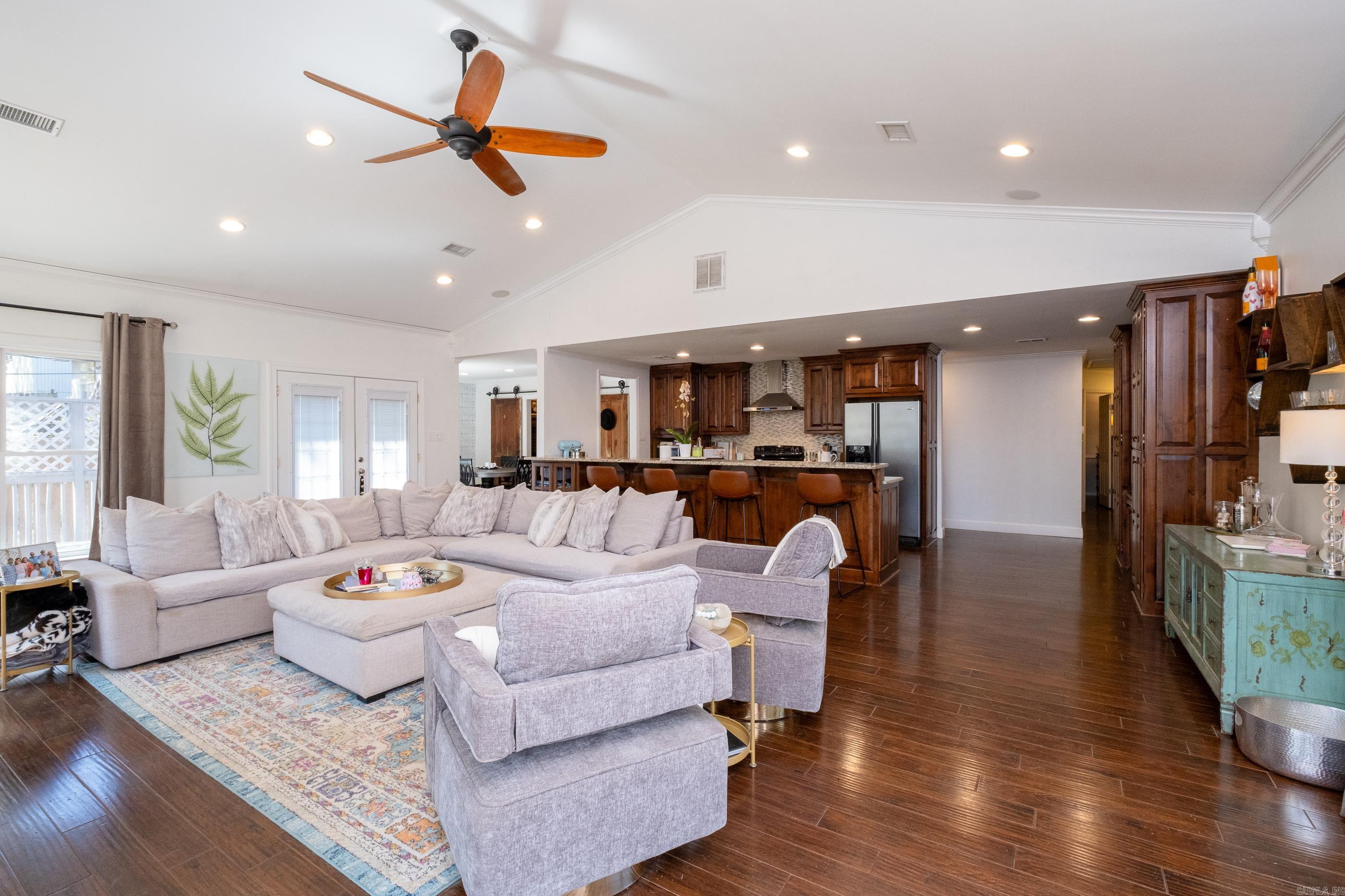 PLEASANT FOREST PARK - Residential