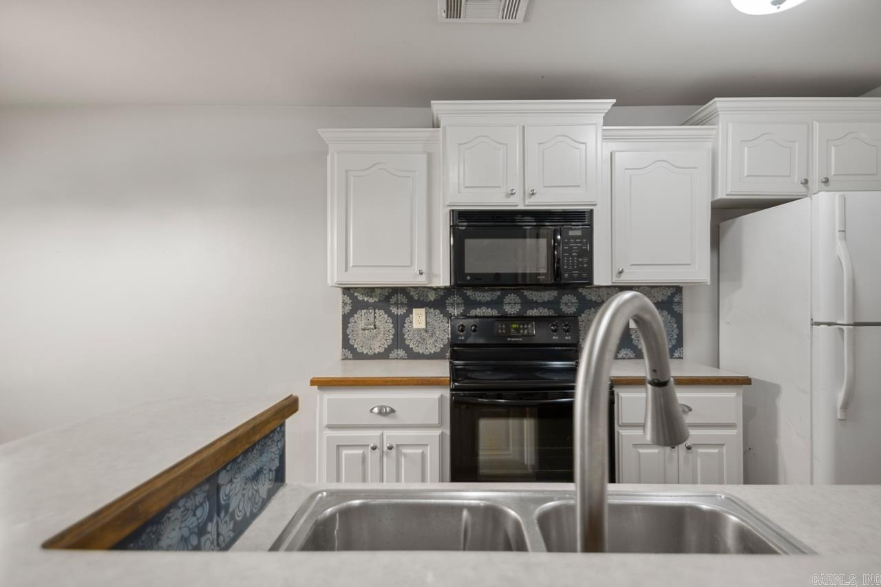 WEATHERING HEIGHTS - Residential