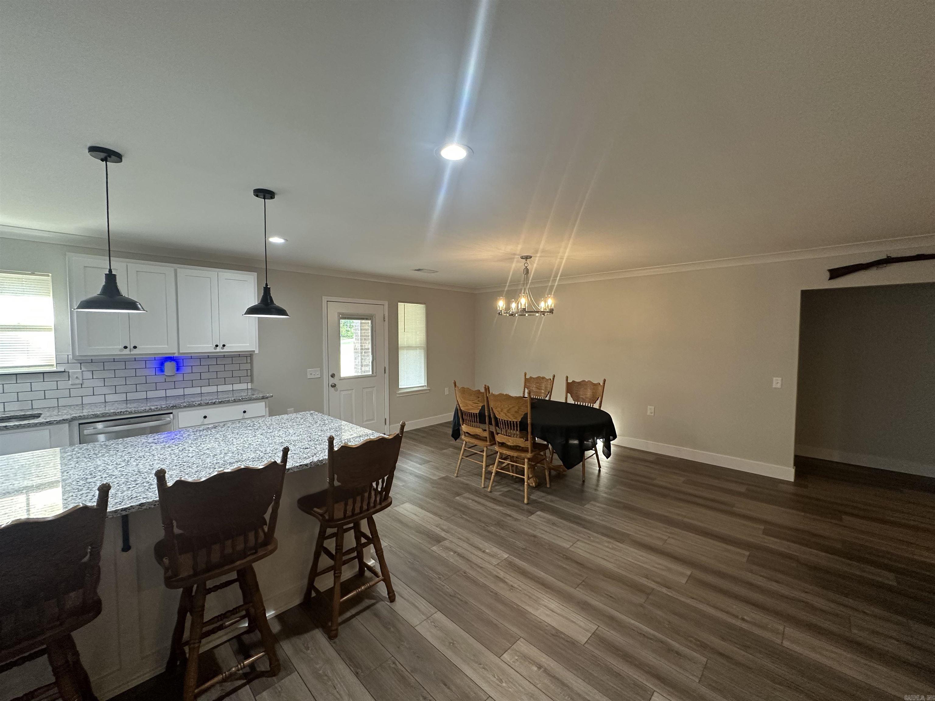 CRESTVIEW - Residential