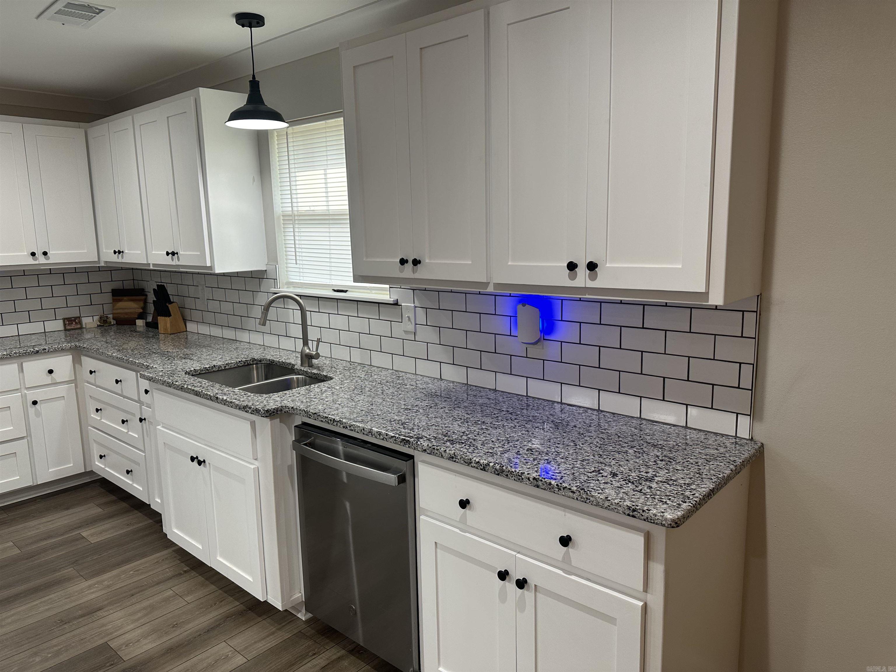 CRESTVIEW - Residential