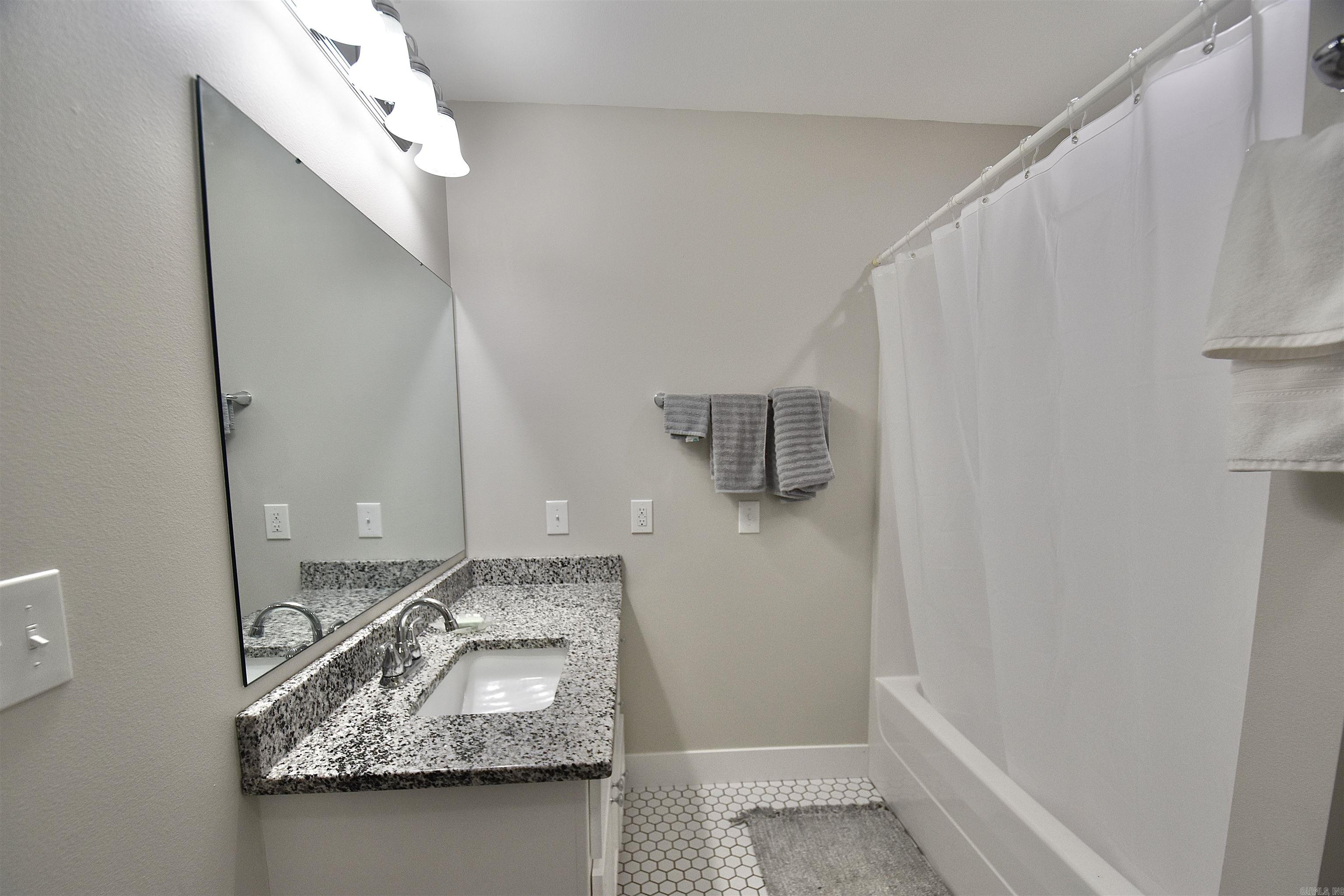 CRESTVIEW - Residential