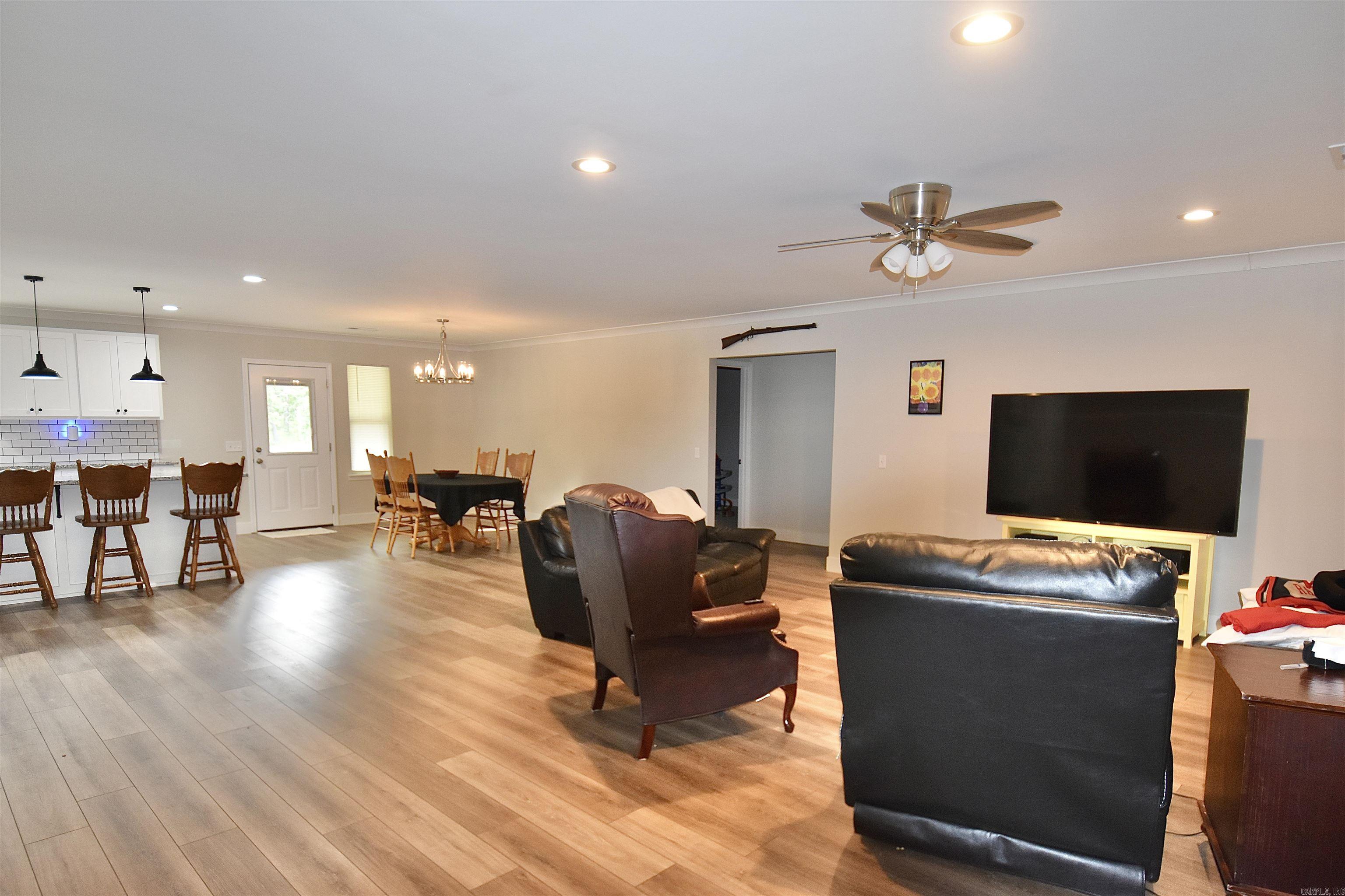 CRESTVIEW - Residential