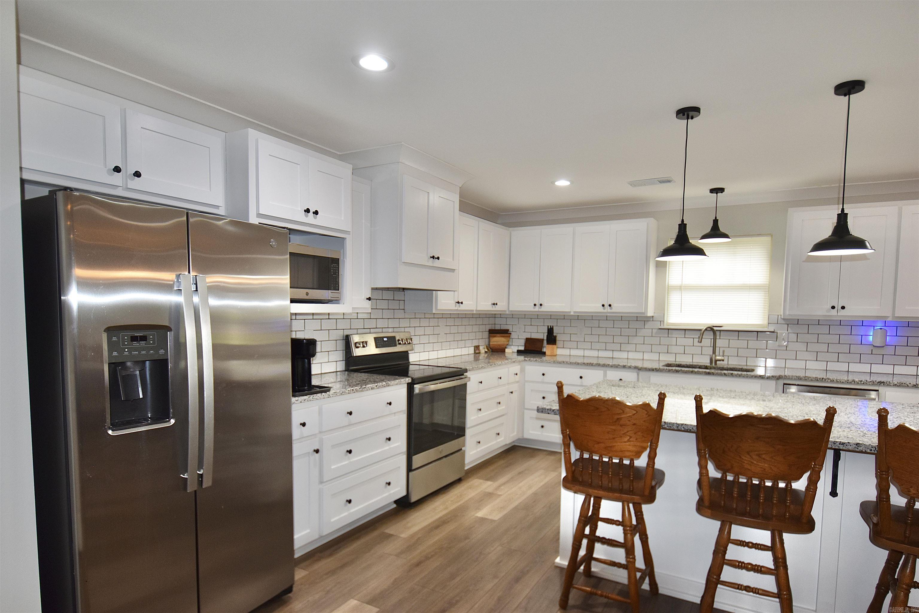 CRESTVIEW - Residential