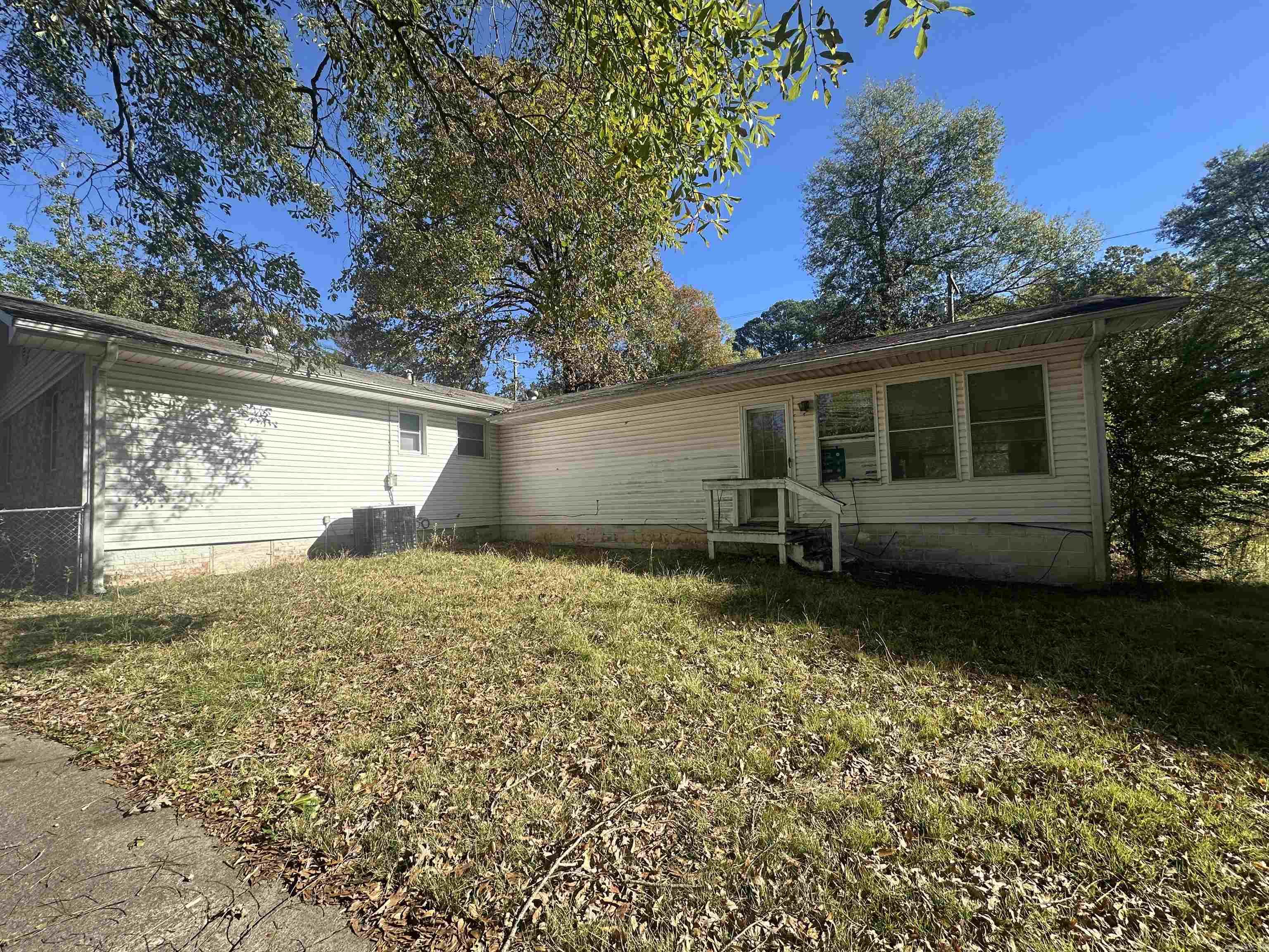 SHANNON HILLS s - Residential