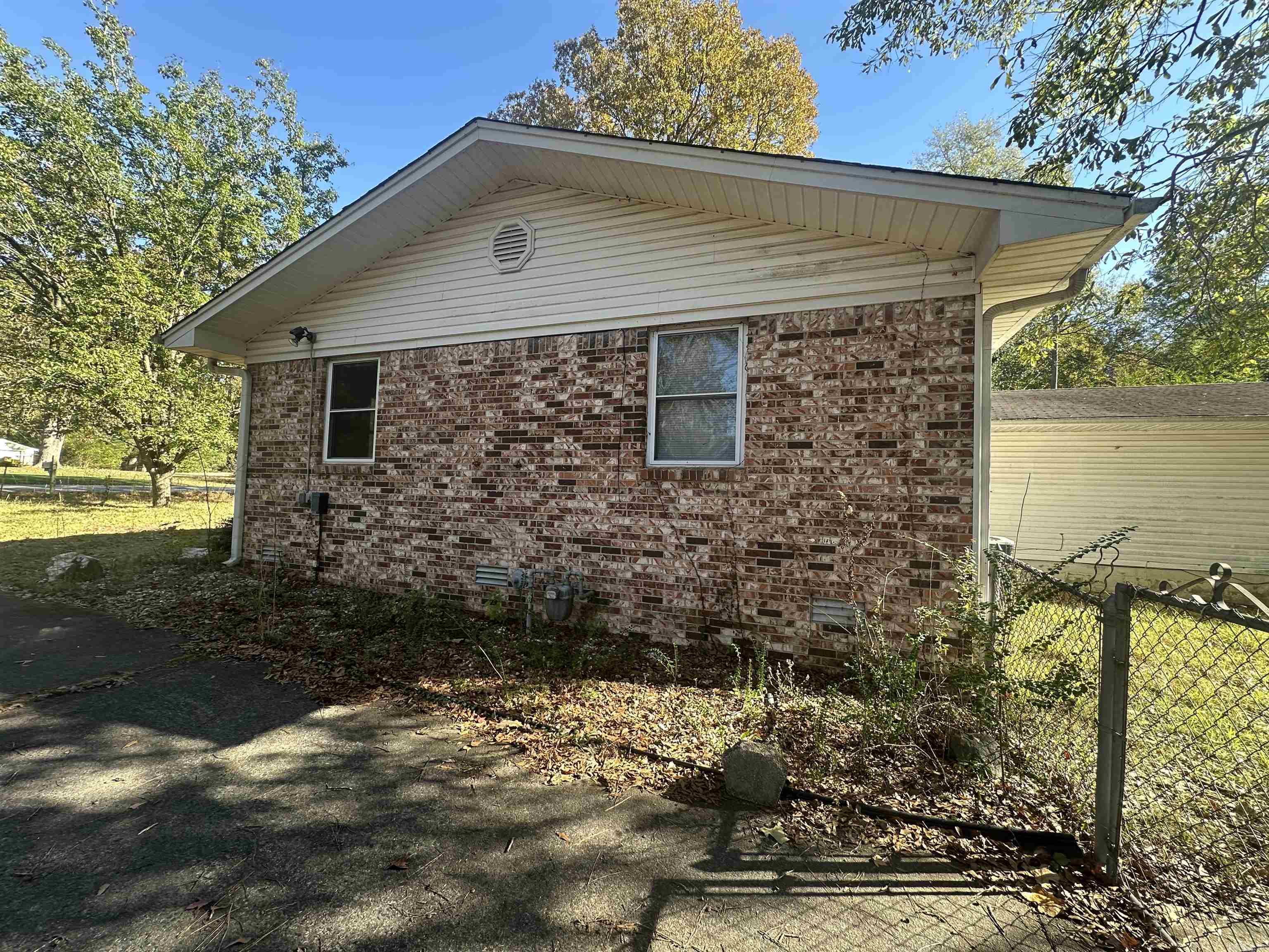 SHANNON HILLS s - Residential