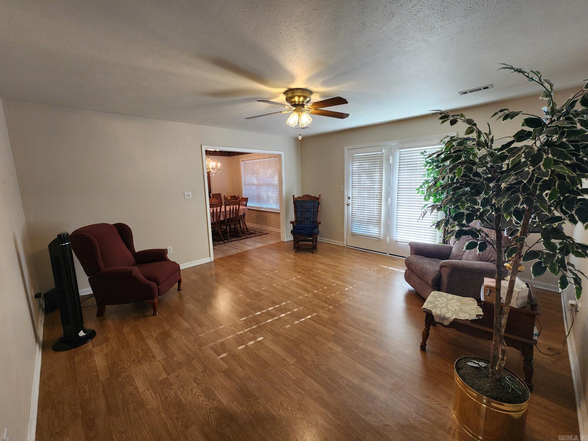 VALLEY ELMS S/D - Residential