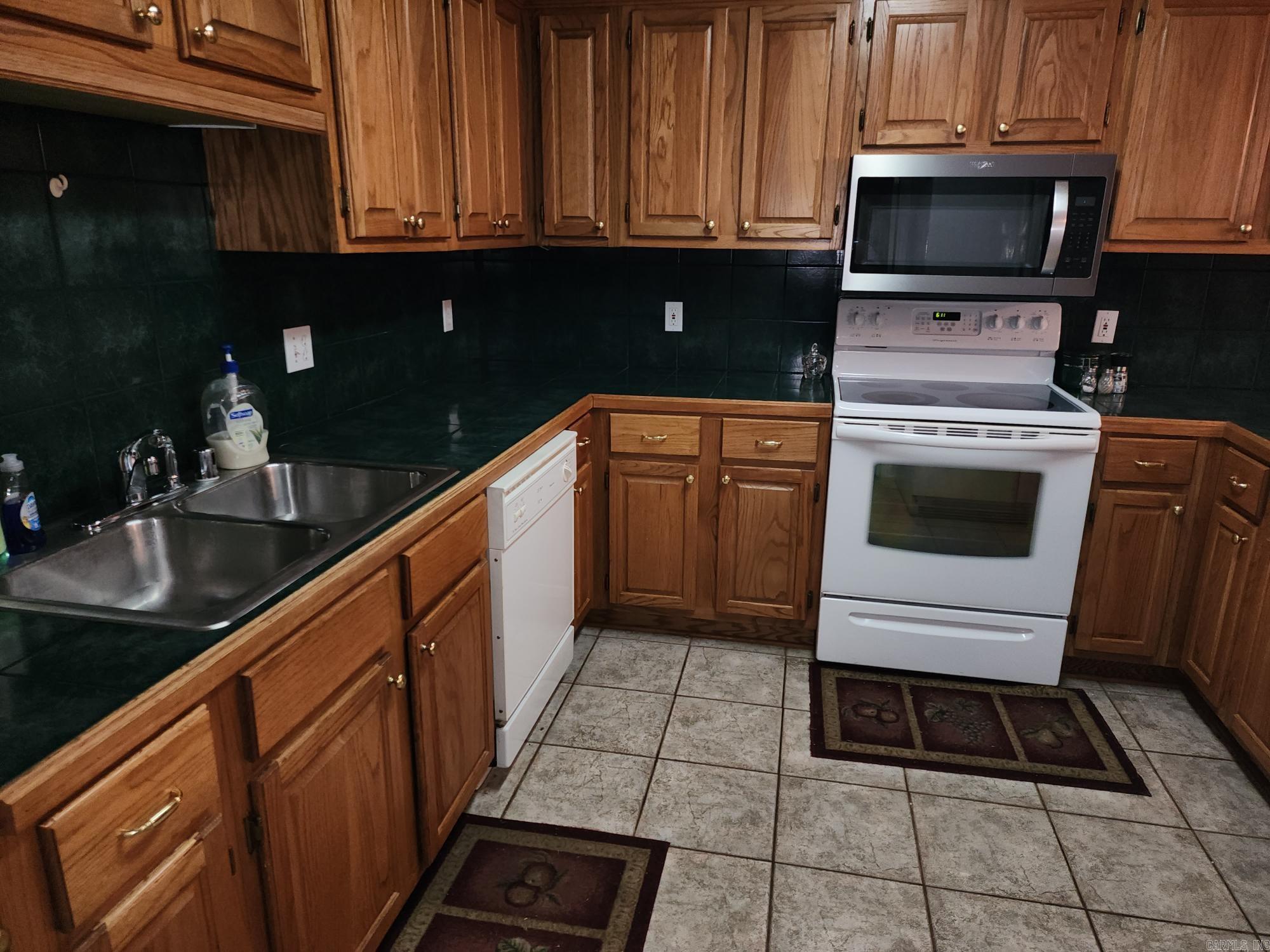 VALLEY ELMS S/D - Residential