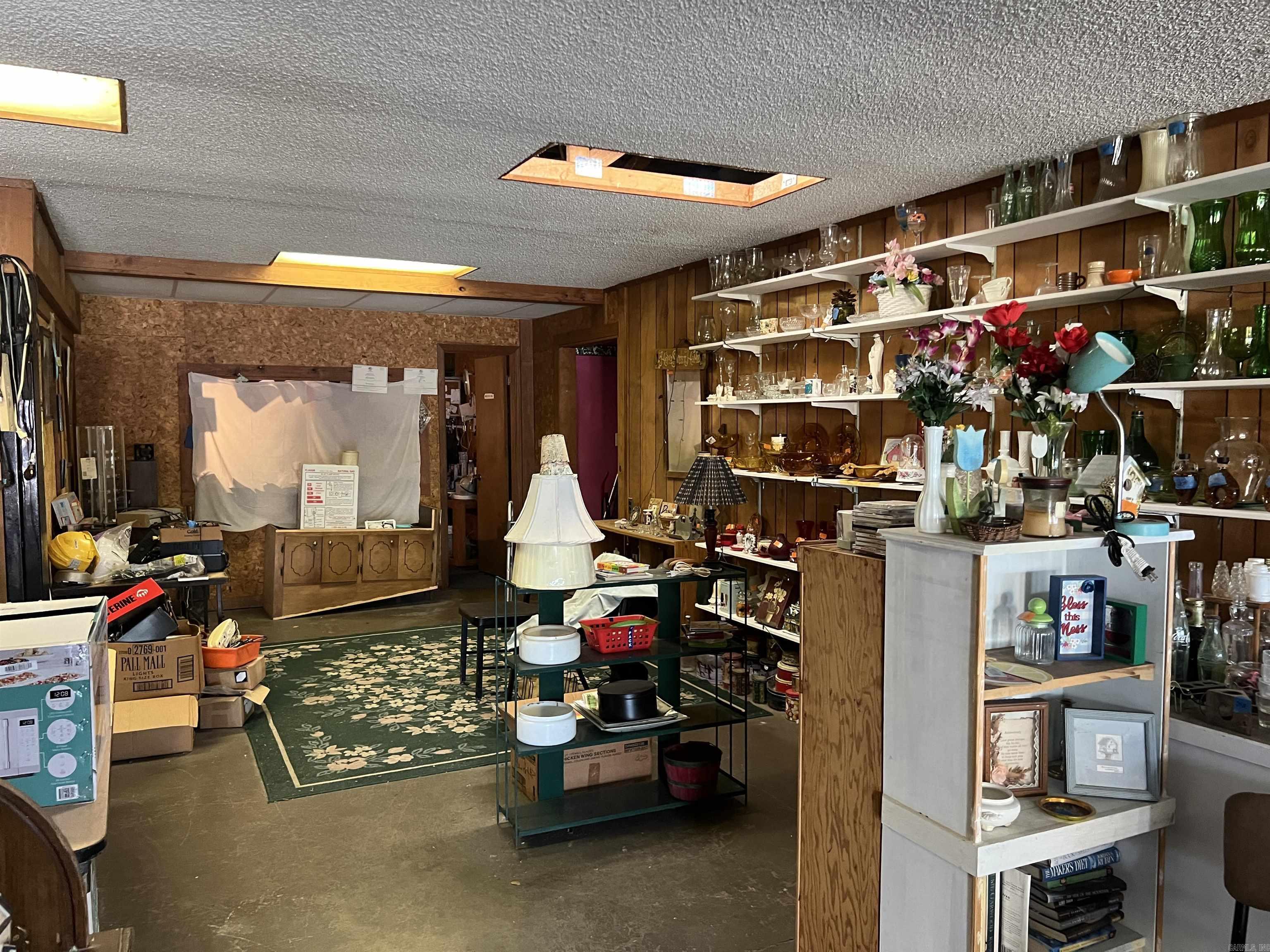 Metes & Bounds - Commercial Sale