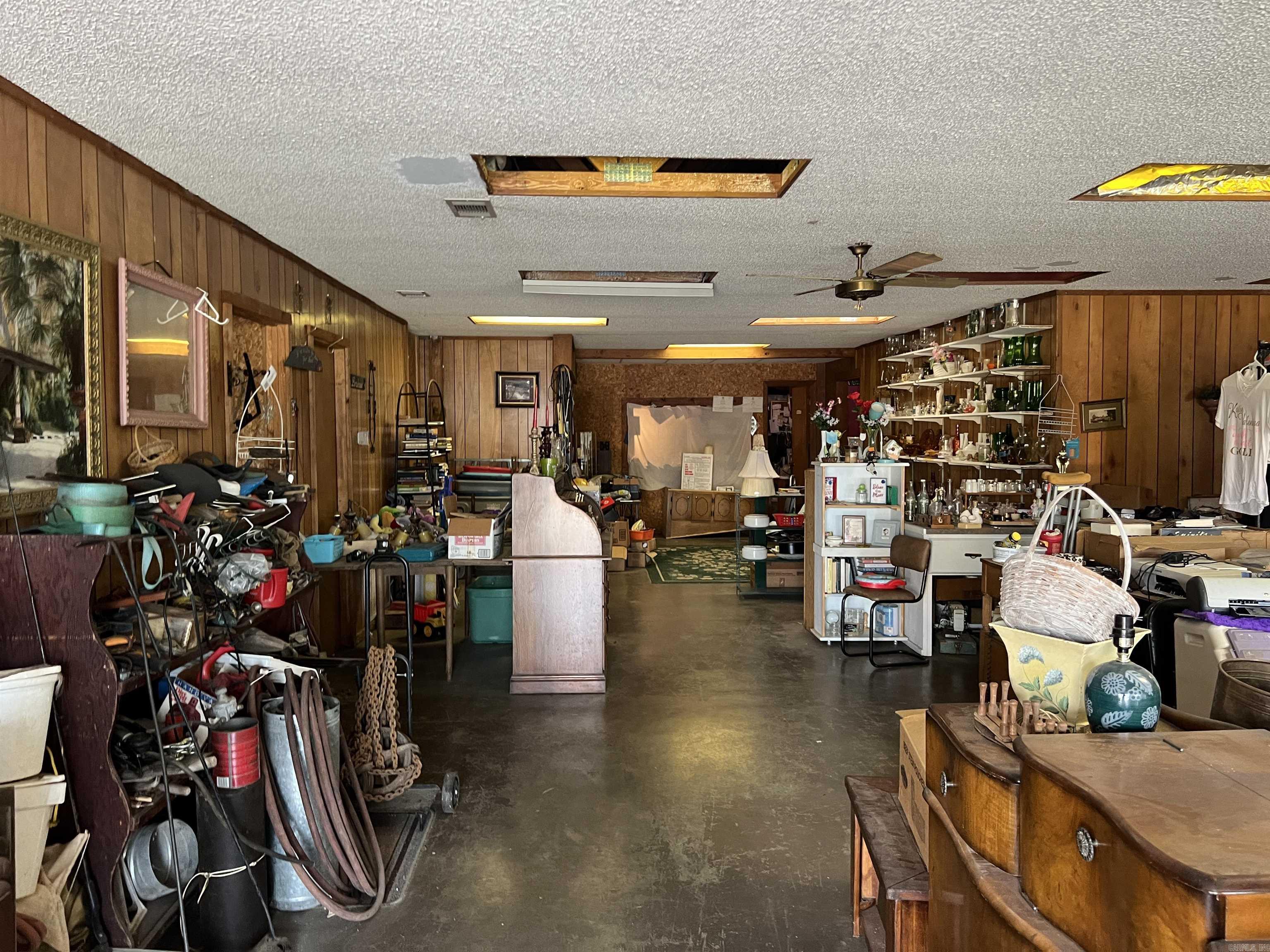 Metes & Bounds - Commercial Sale