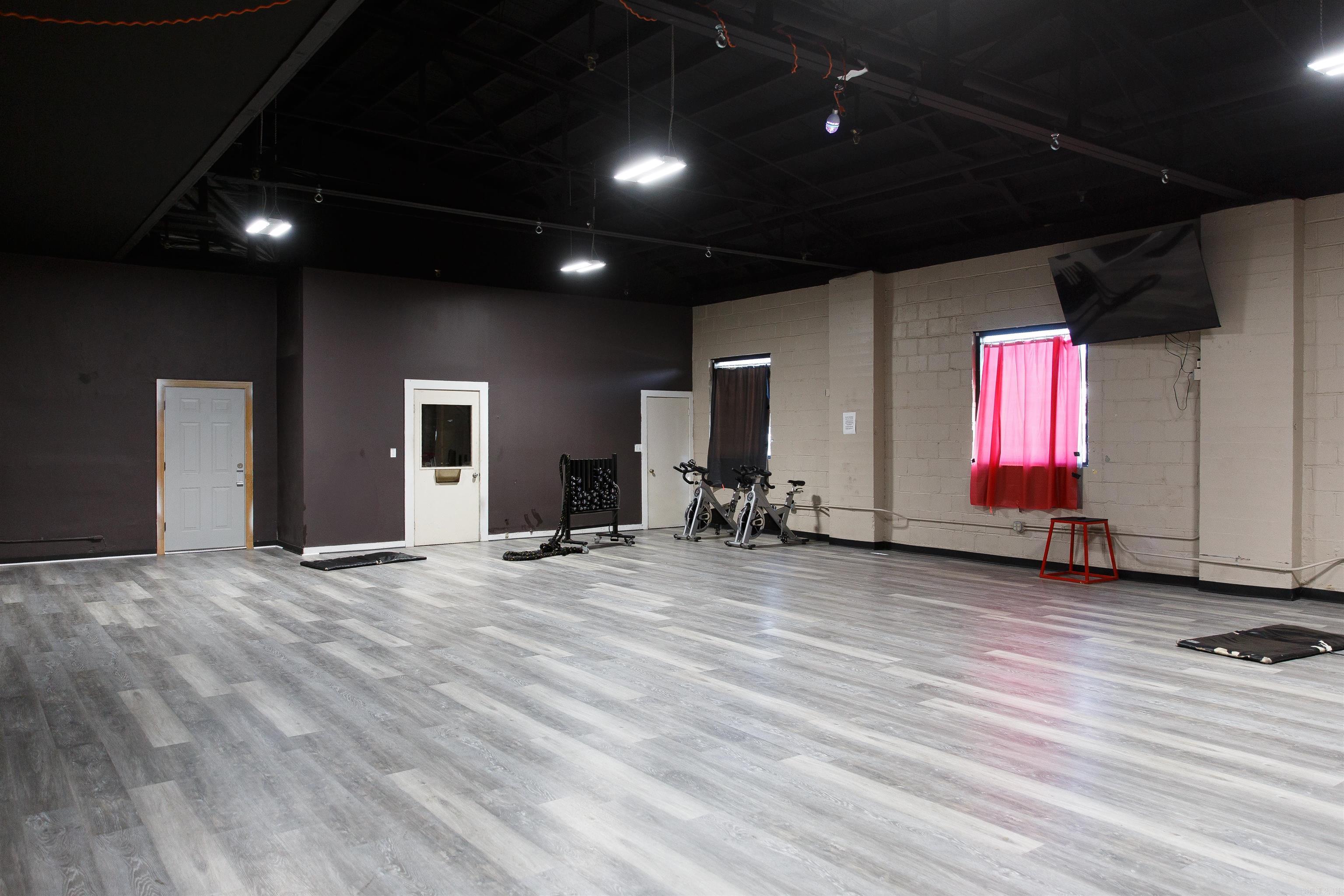 Union - Commercial Sale