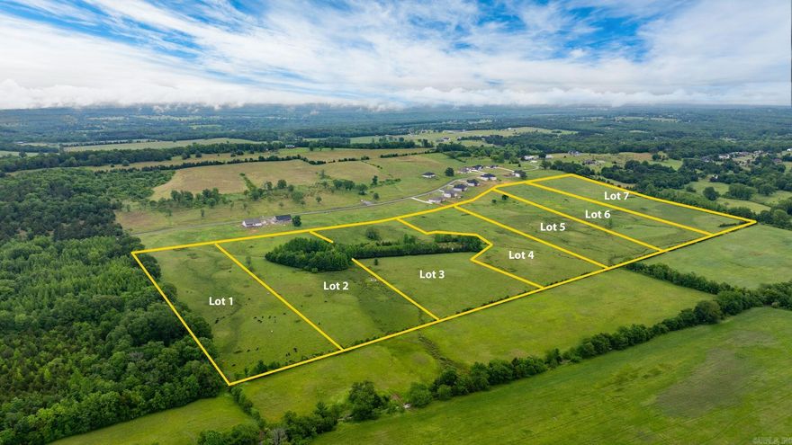 11.85 acres available in Greenbrier, AR. No mobiles homes allowed. Some light restrictions. Water available. This would be a great spot to build your home and barndominiums are allowed. Property is cleared. Access to the property will be from Castleberry Road via a gravel road to the gate at the property.