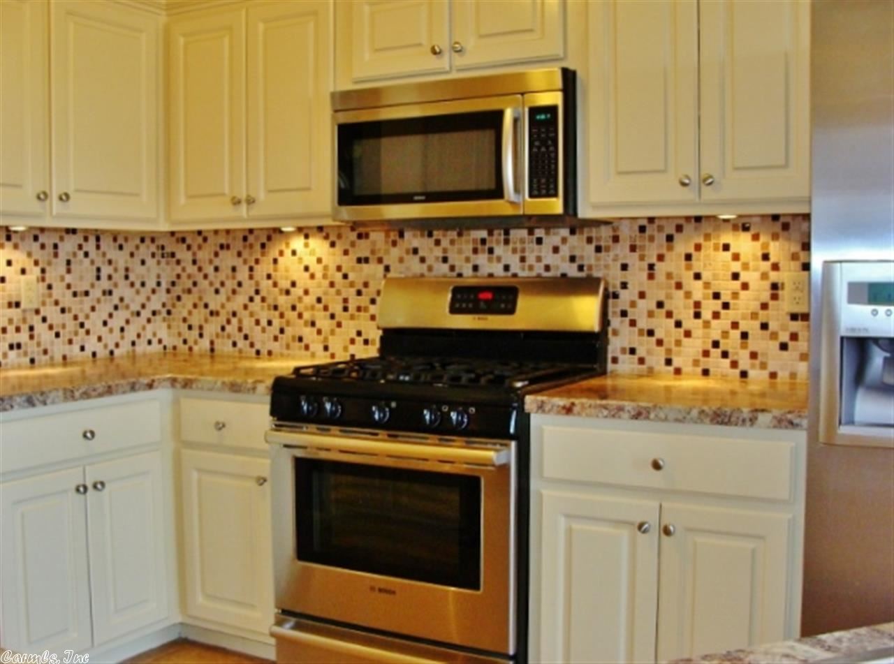 COUNTRY CLUB OF ARK THE - Residential