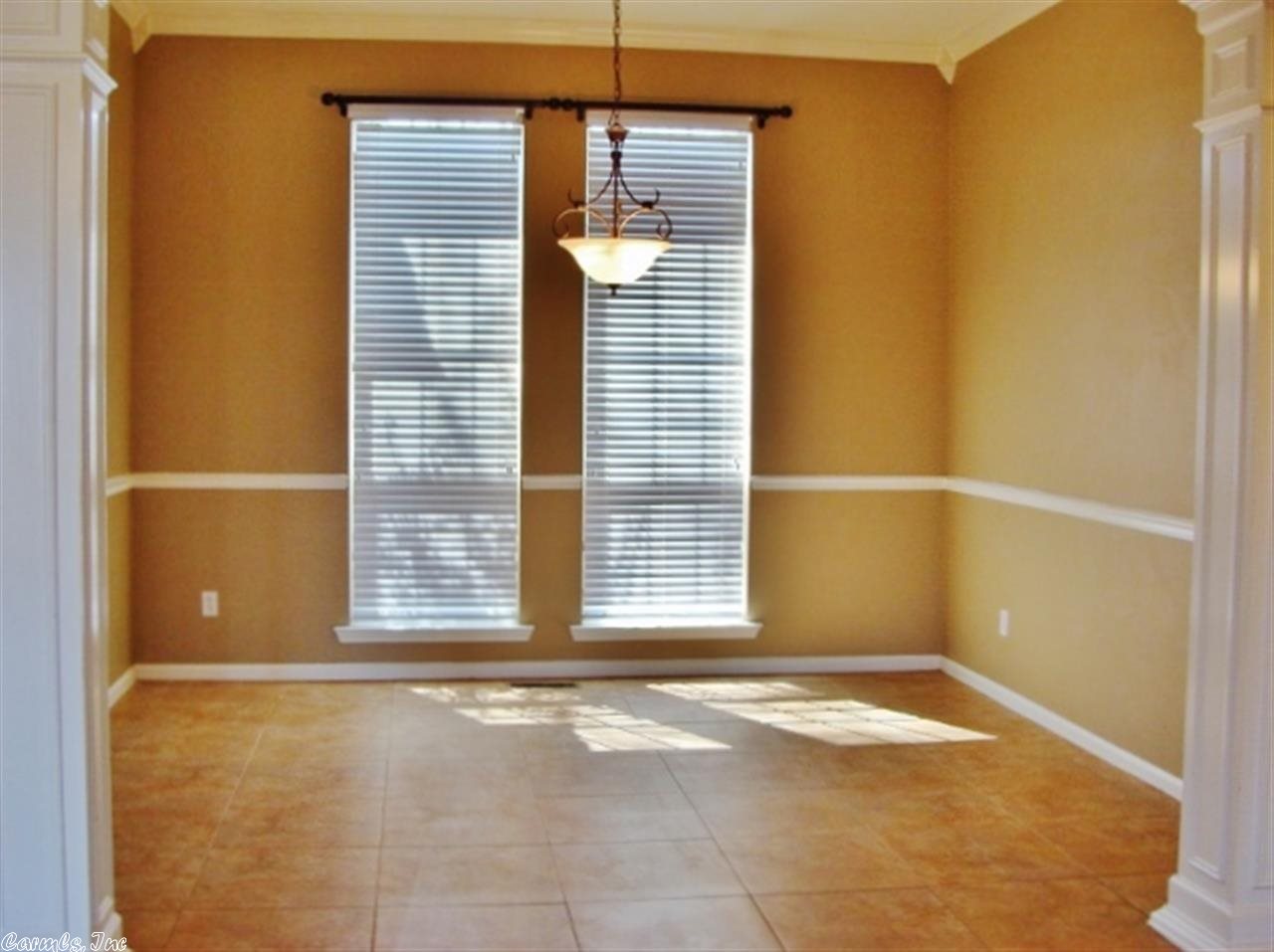 COUNTRY CLUB OF ARK THE - Residential